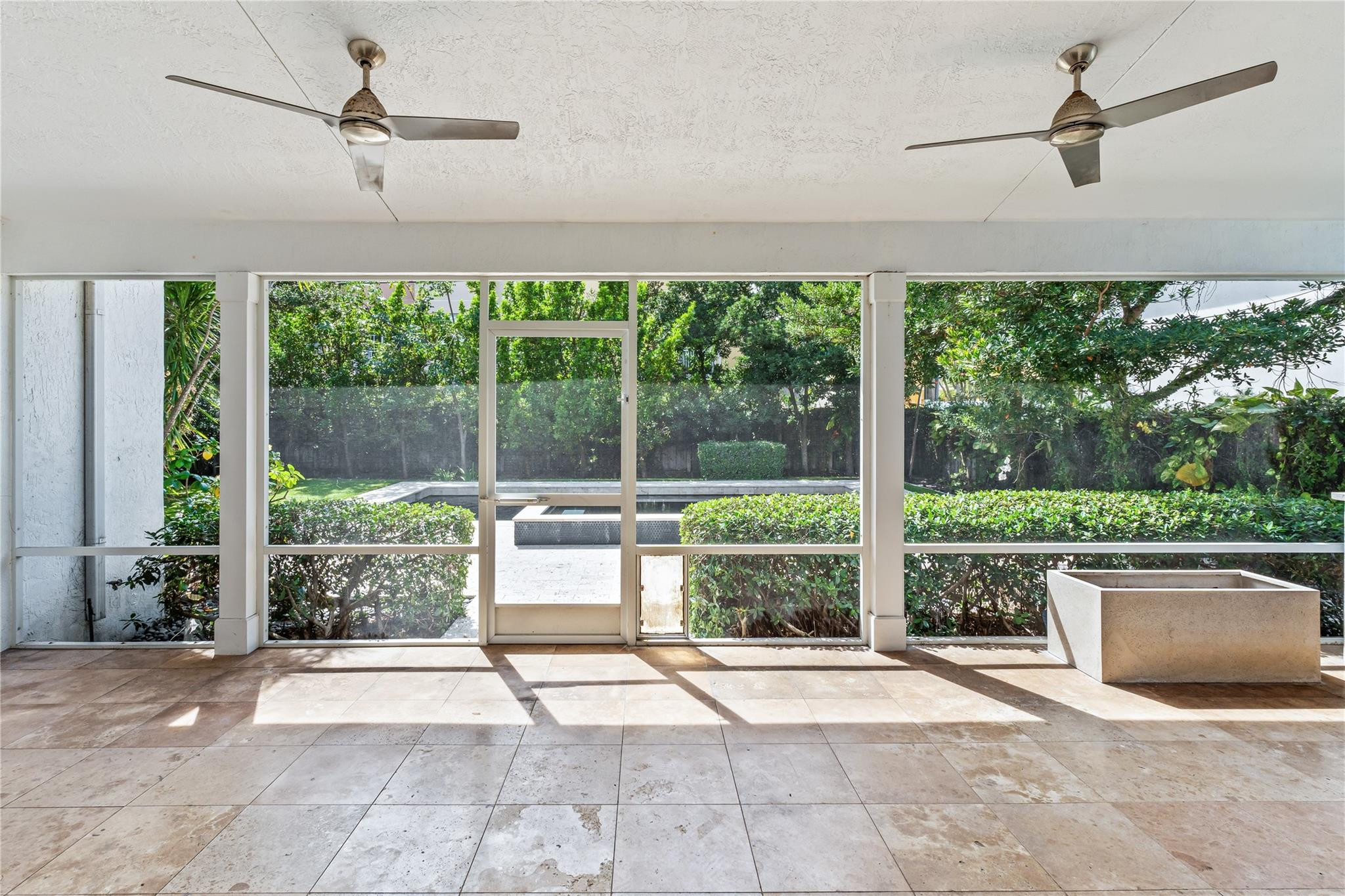 521 NE 8th, Fort Lauderdale FL 33301