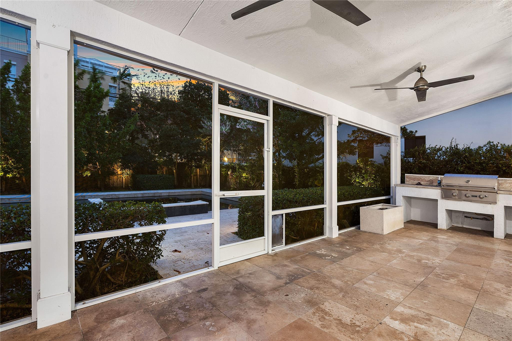 521 NE 8th, Fort Lauderdale FL 33301