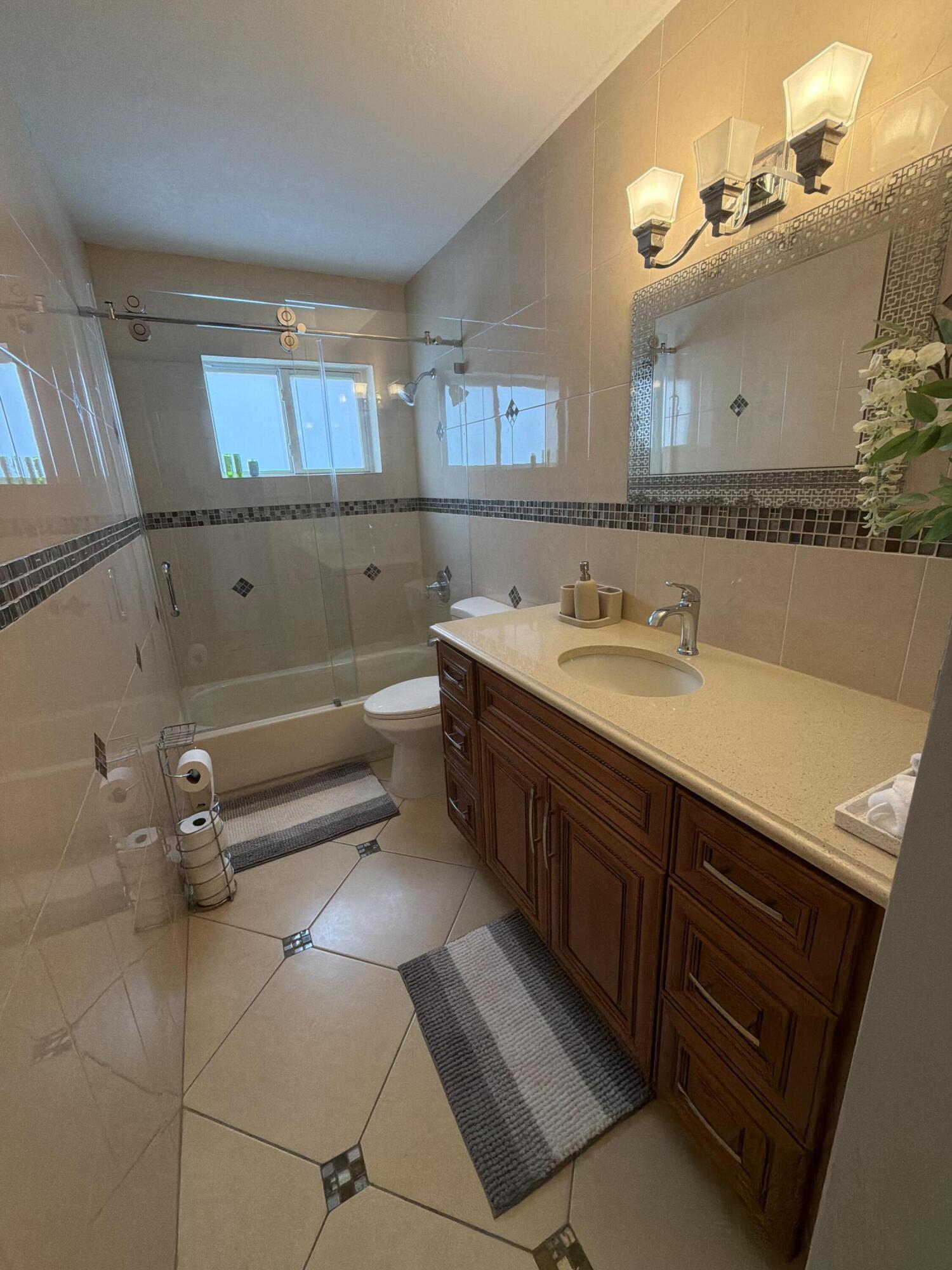 2522 NW 82nd, Coral Springs FL 33065