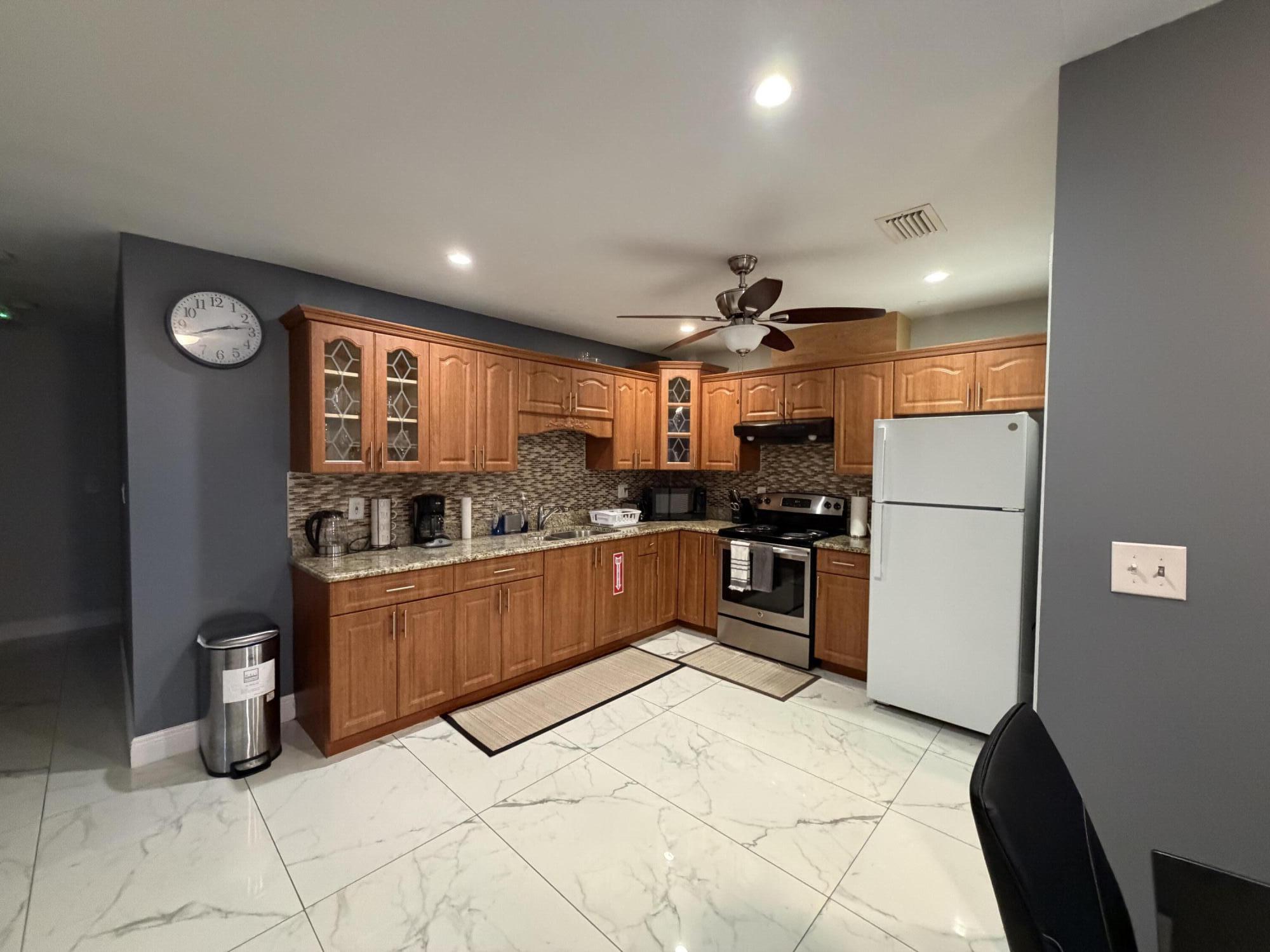 2522 NW 82nd, Coral Springs FL 33065