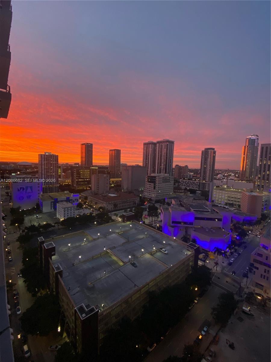 133 NE 2nd #2509, Miami FL 33132