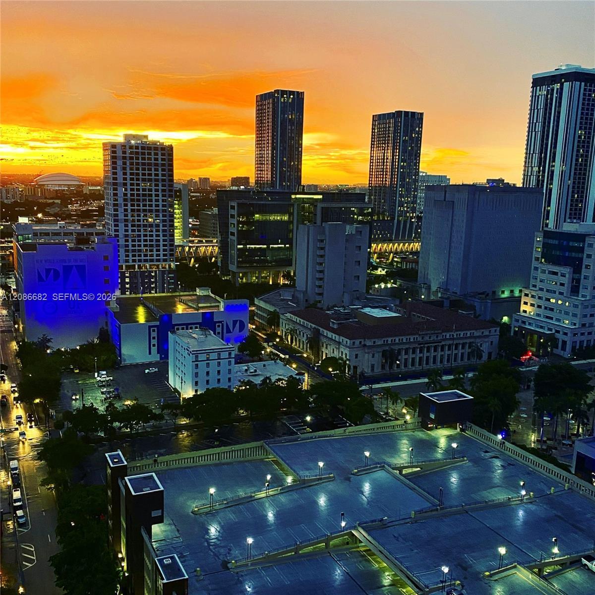 133 NE 2nd #2509, Miami FL 33132