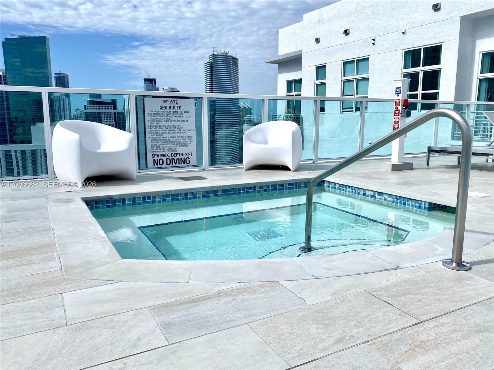 133 NE 2nd #2509, Miami FL 33132