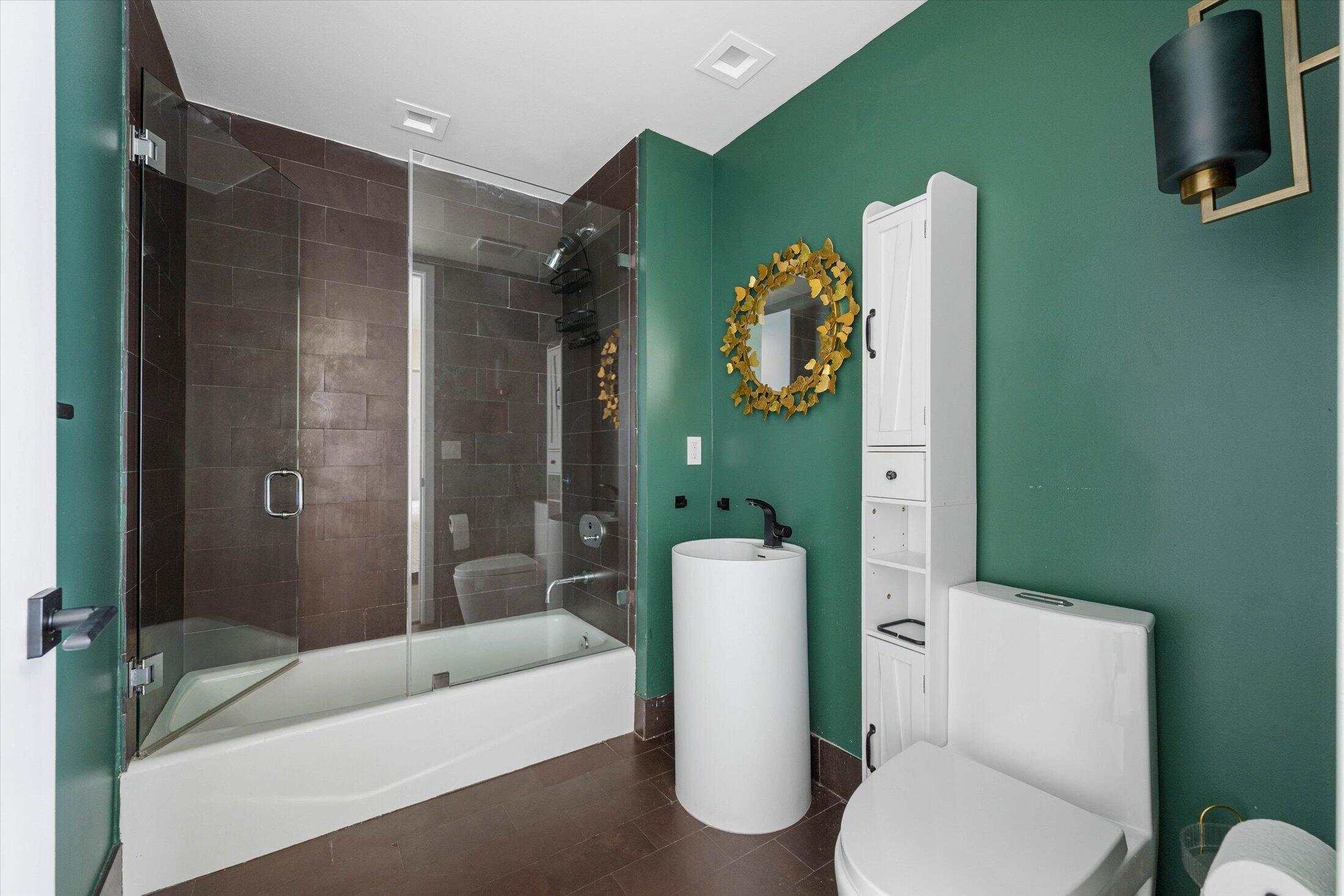 1040 Biscayne #4202, Miami FL 33132