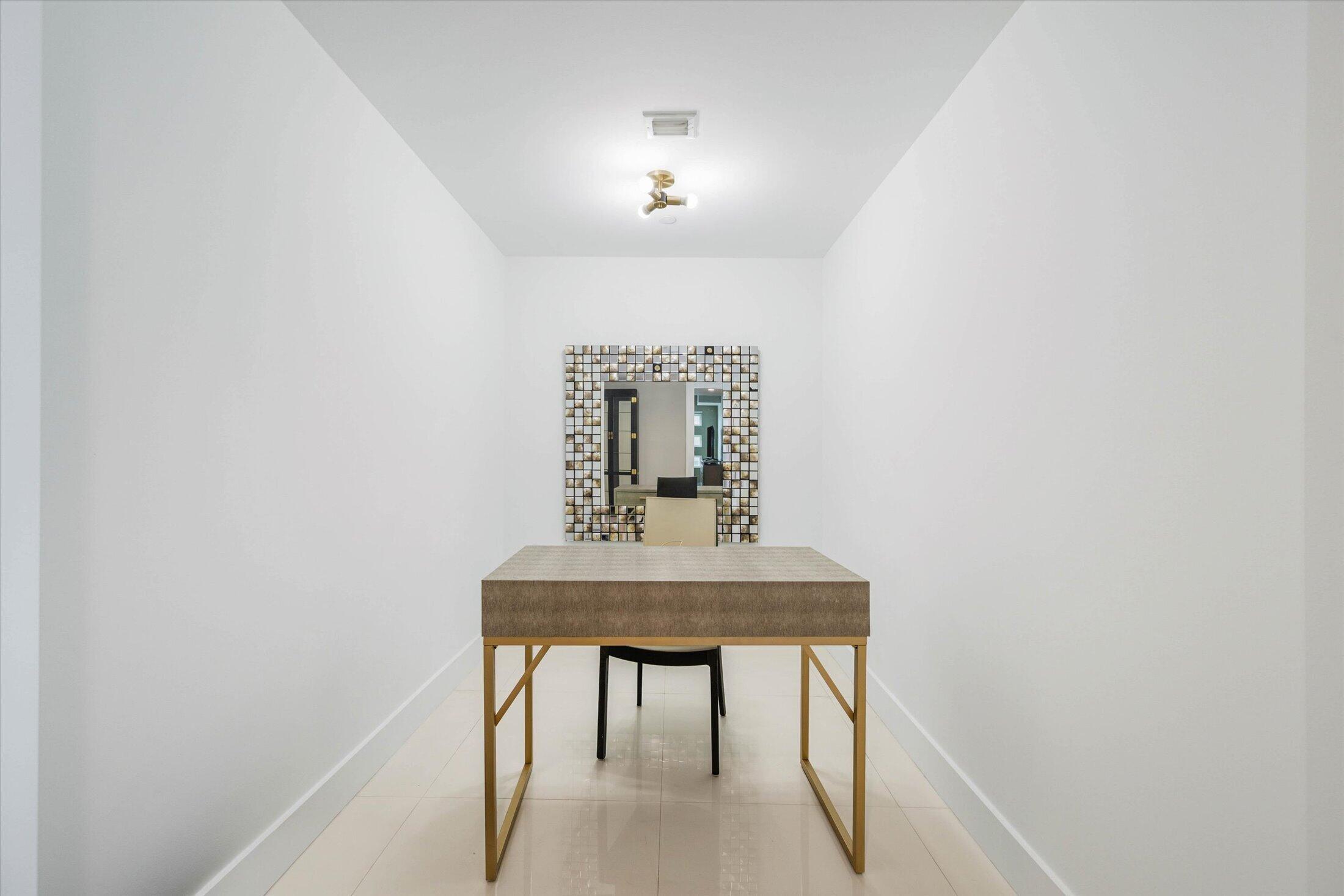1040 Biscayne #4202, Miami FL 33132