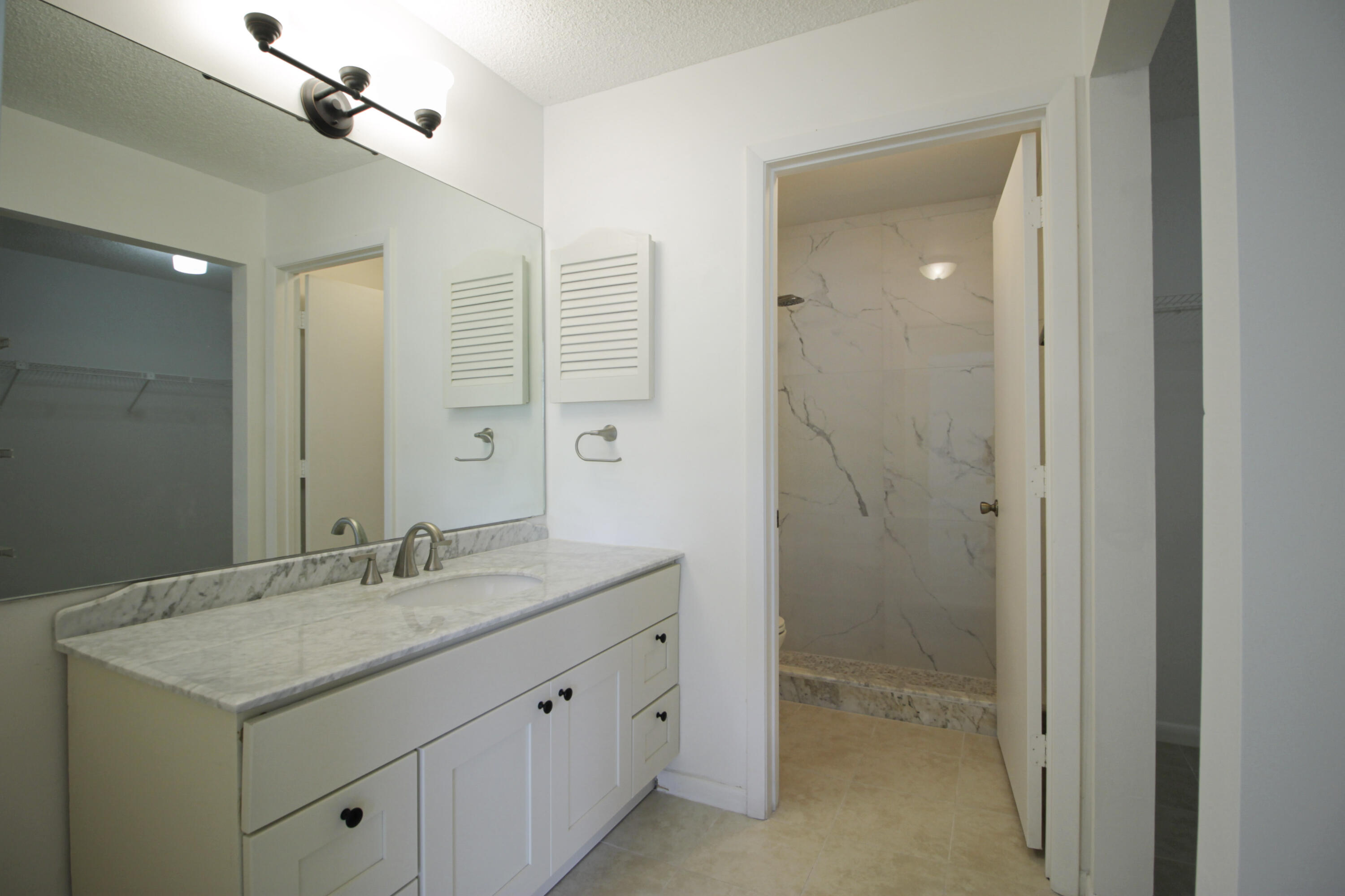 105 Lakeview, Royal Palm Beach FL 33411