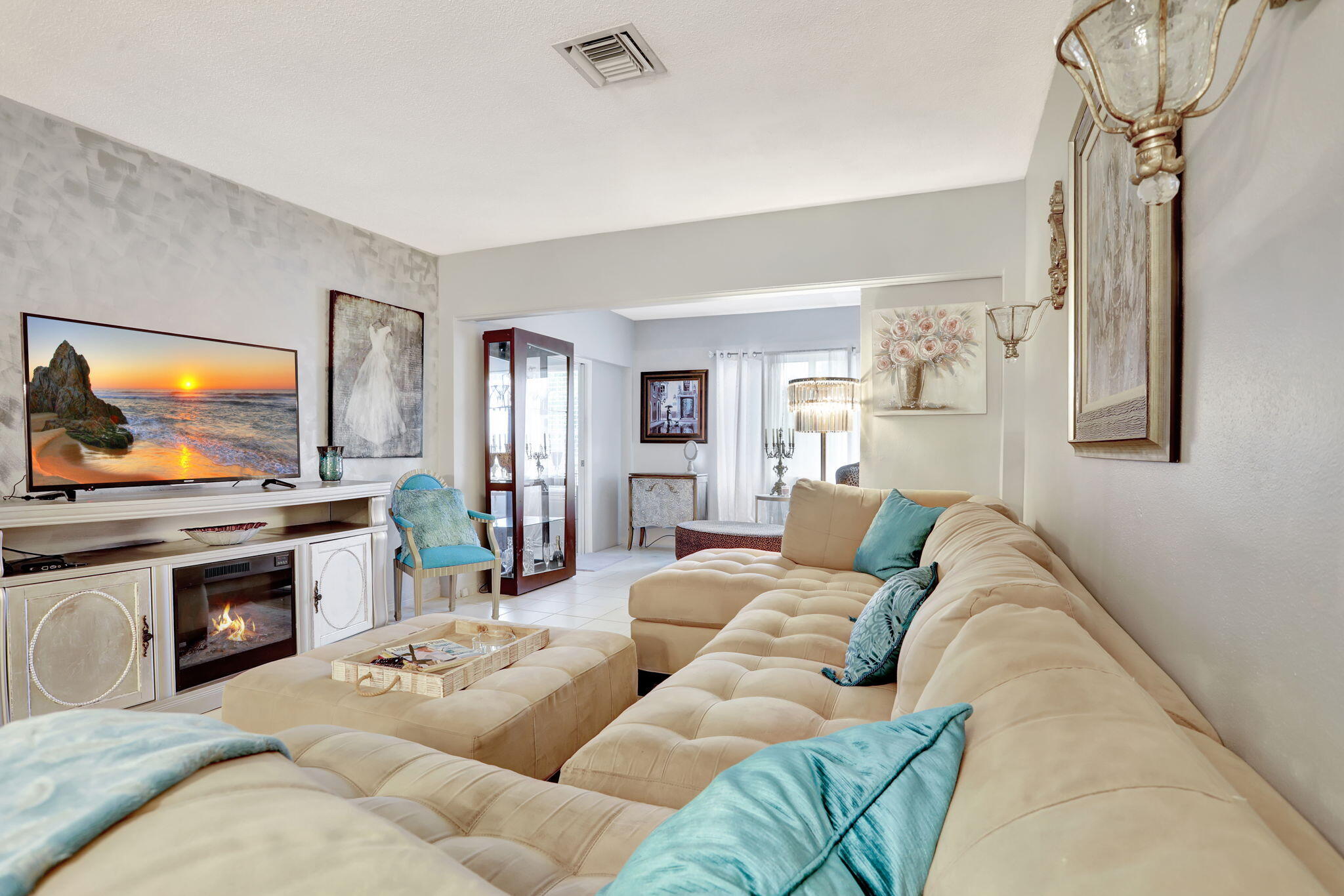 2131 NE 42nd #210E, Lighthouse Point FL 33064