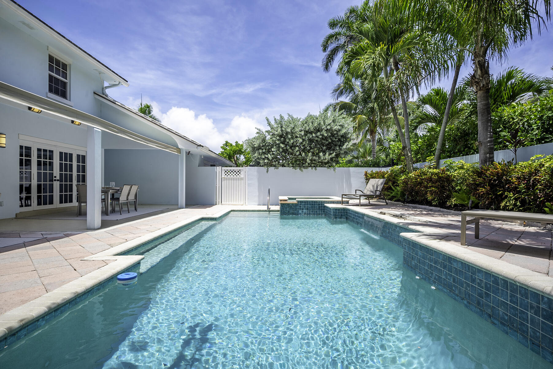 1003 Seagate, Delray Beach FL 33483