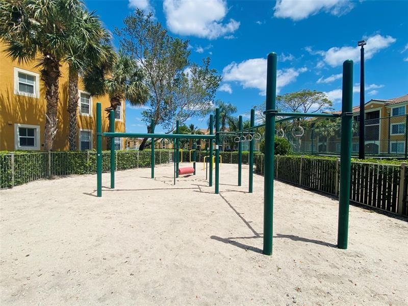 2151 W Preserve #102, Miramar FL 33025