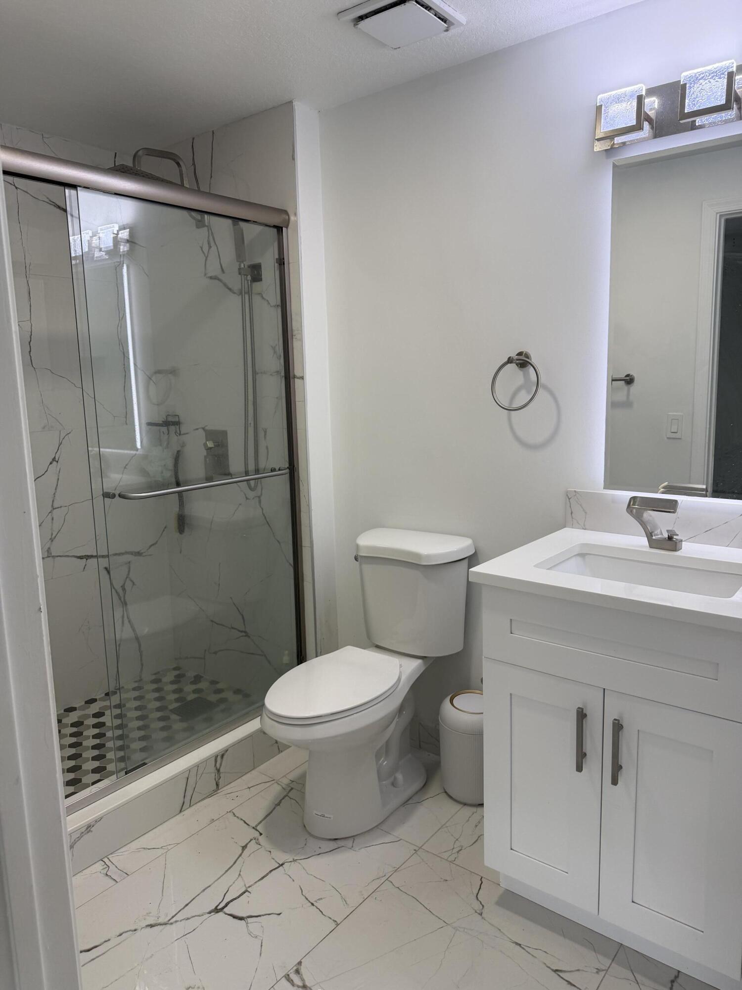 310 CRESTWOOD #101, Royal Palm Beach FL 33411