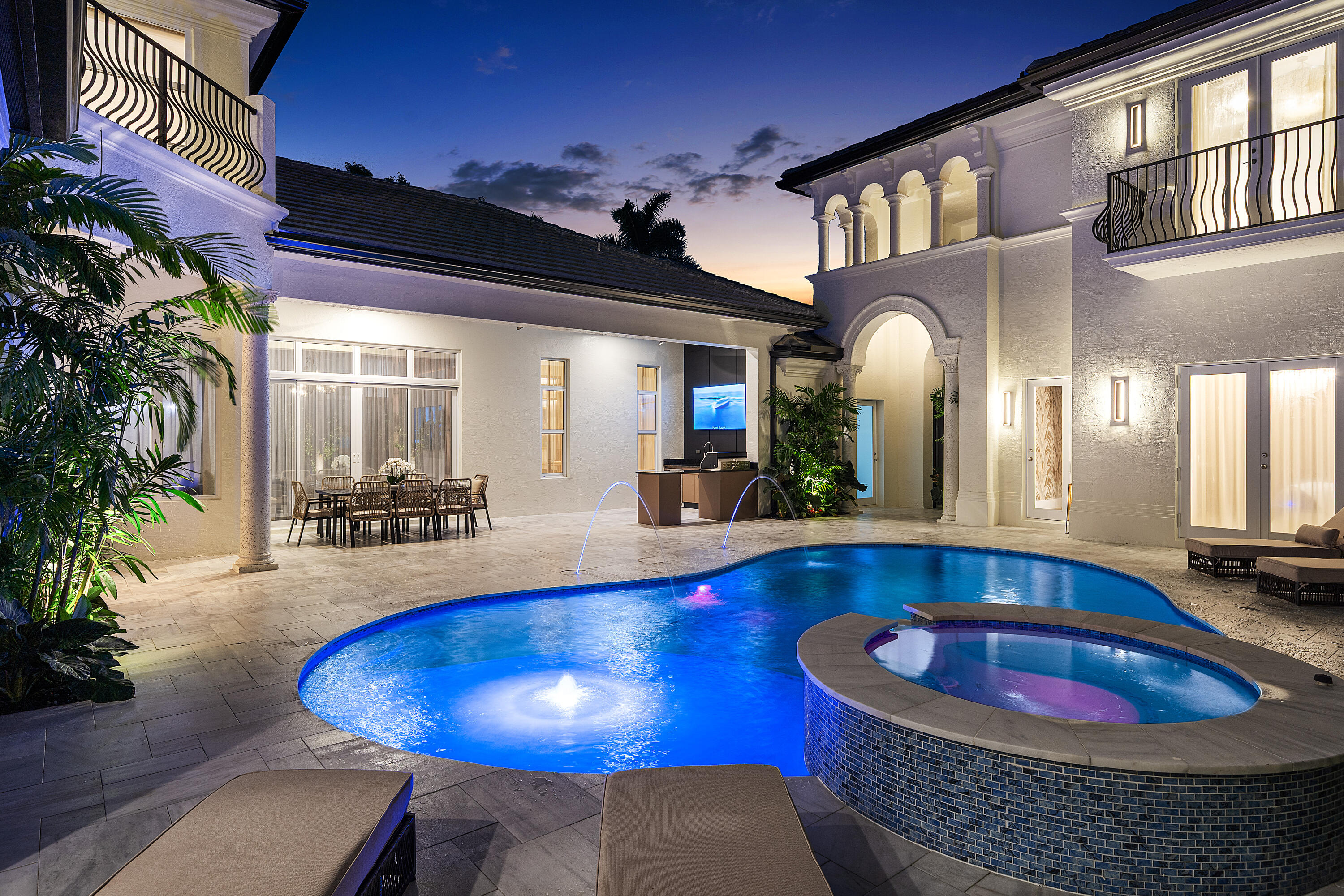 17642 Middlebrook, Boca Raton FL 33496