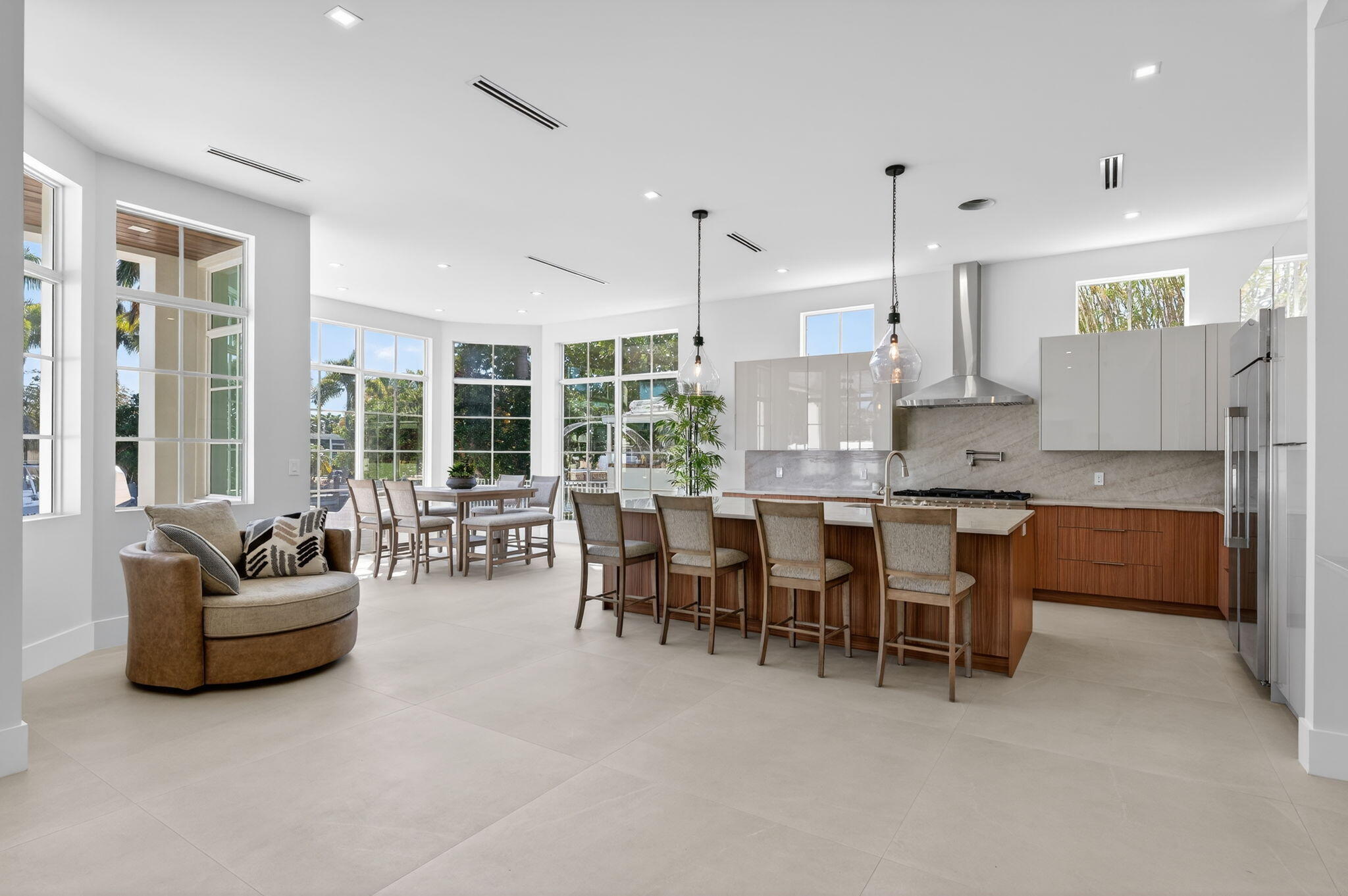 310 SE 9TH, Pompano Beach FL 33060