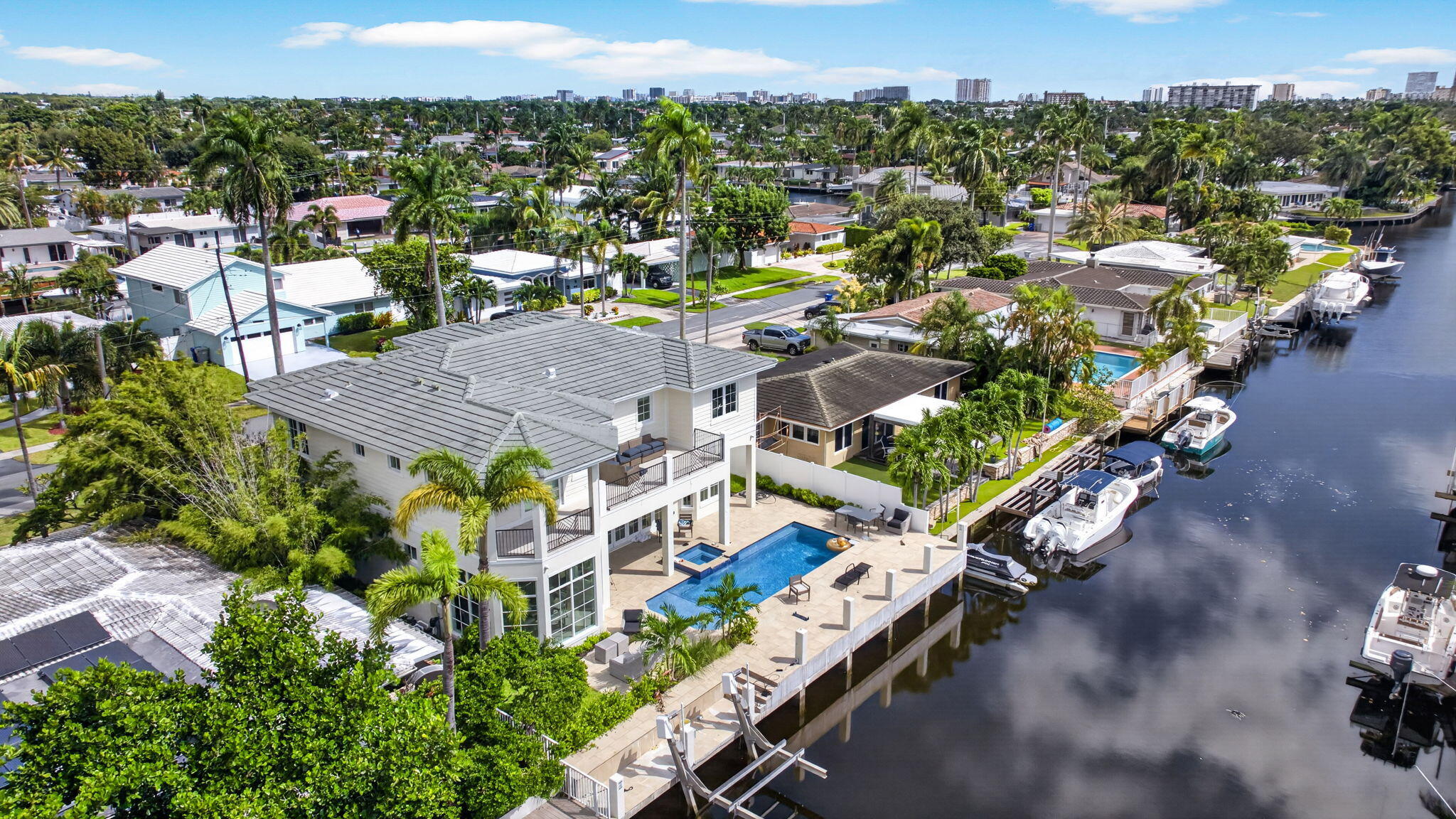 310 SE 9TH, Pompano Beach FL 33060