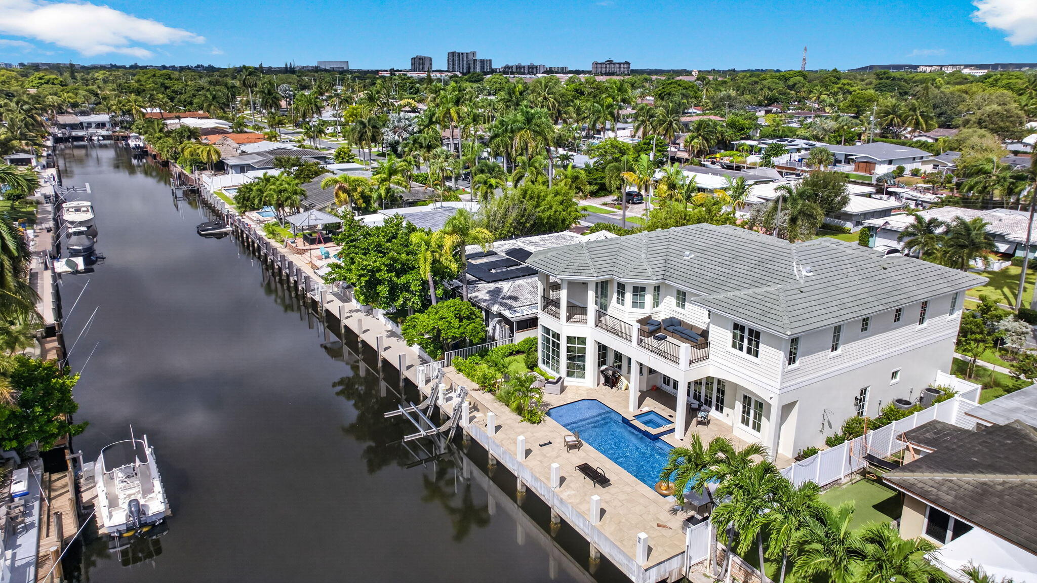 310 SE 9TH, Pompano Beach FL 33060