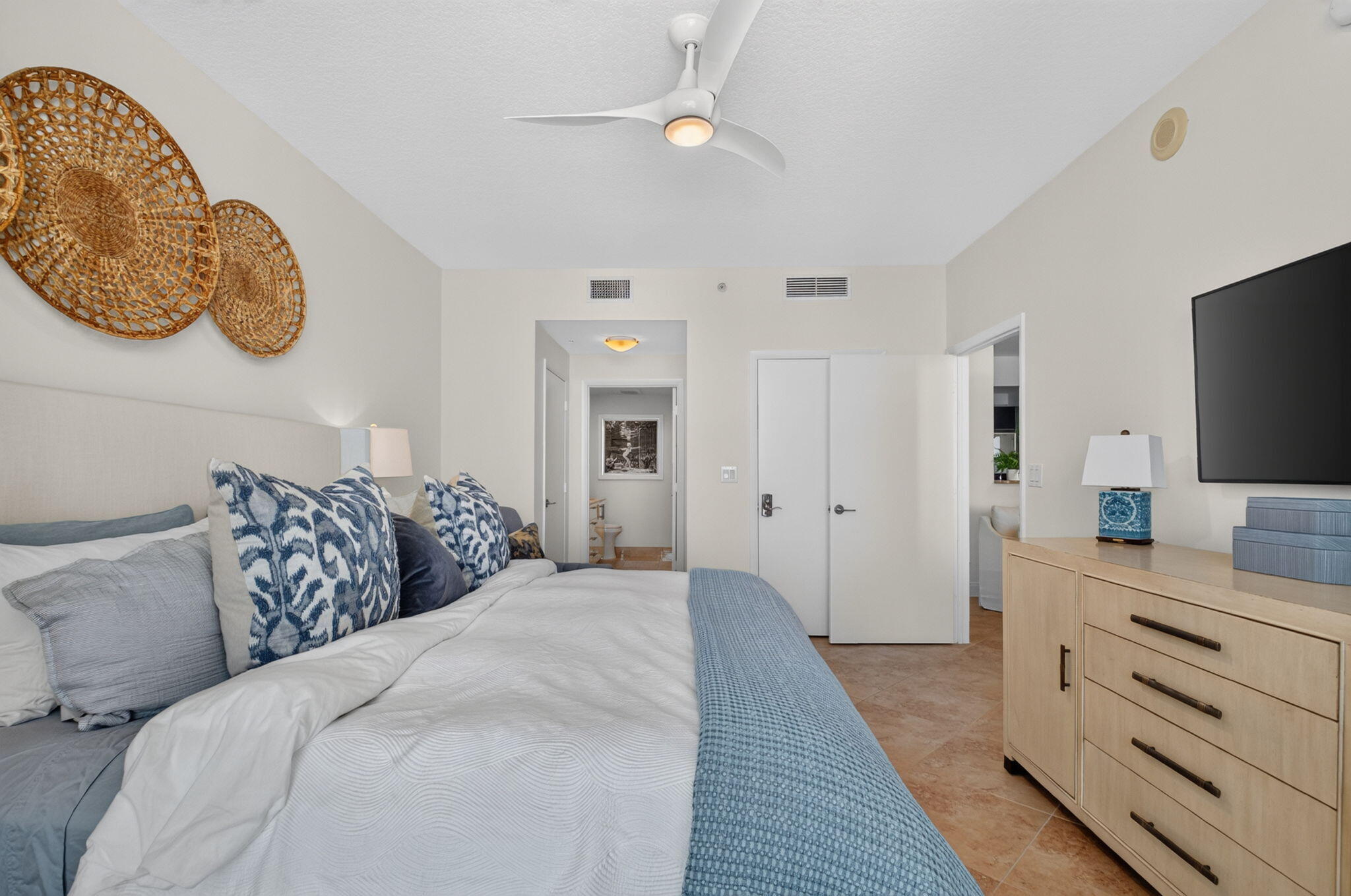 550 Okeechobee #1617, West Palm Beach FL 33401