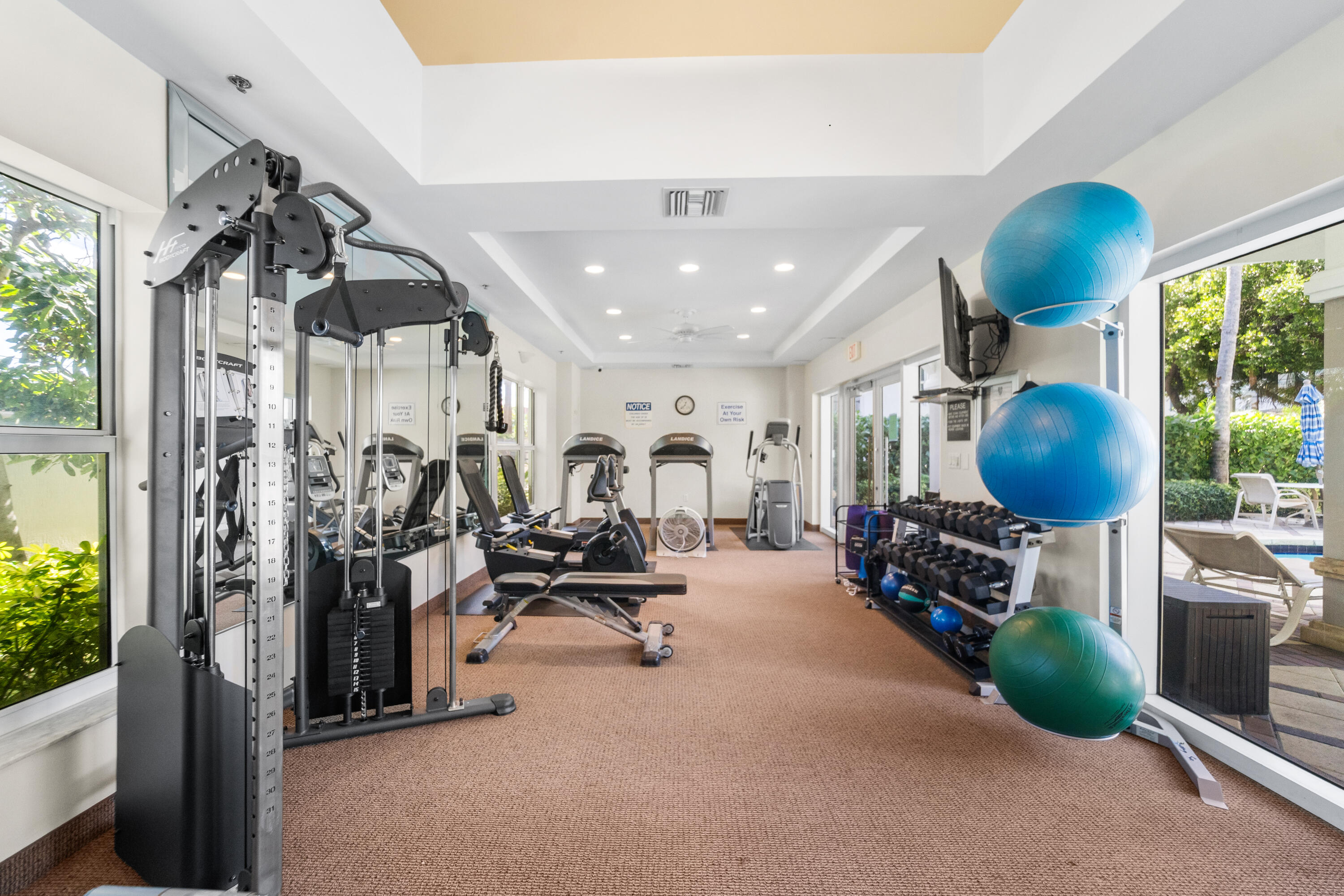 101 SE 20 #403, Deerfield Beach FL 33441