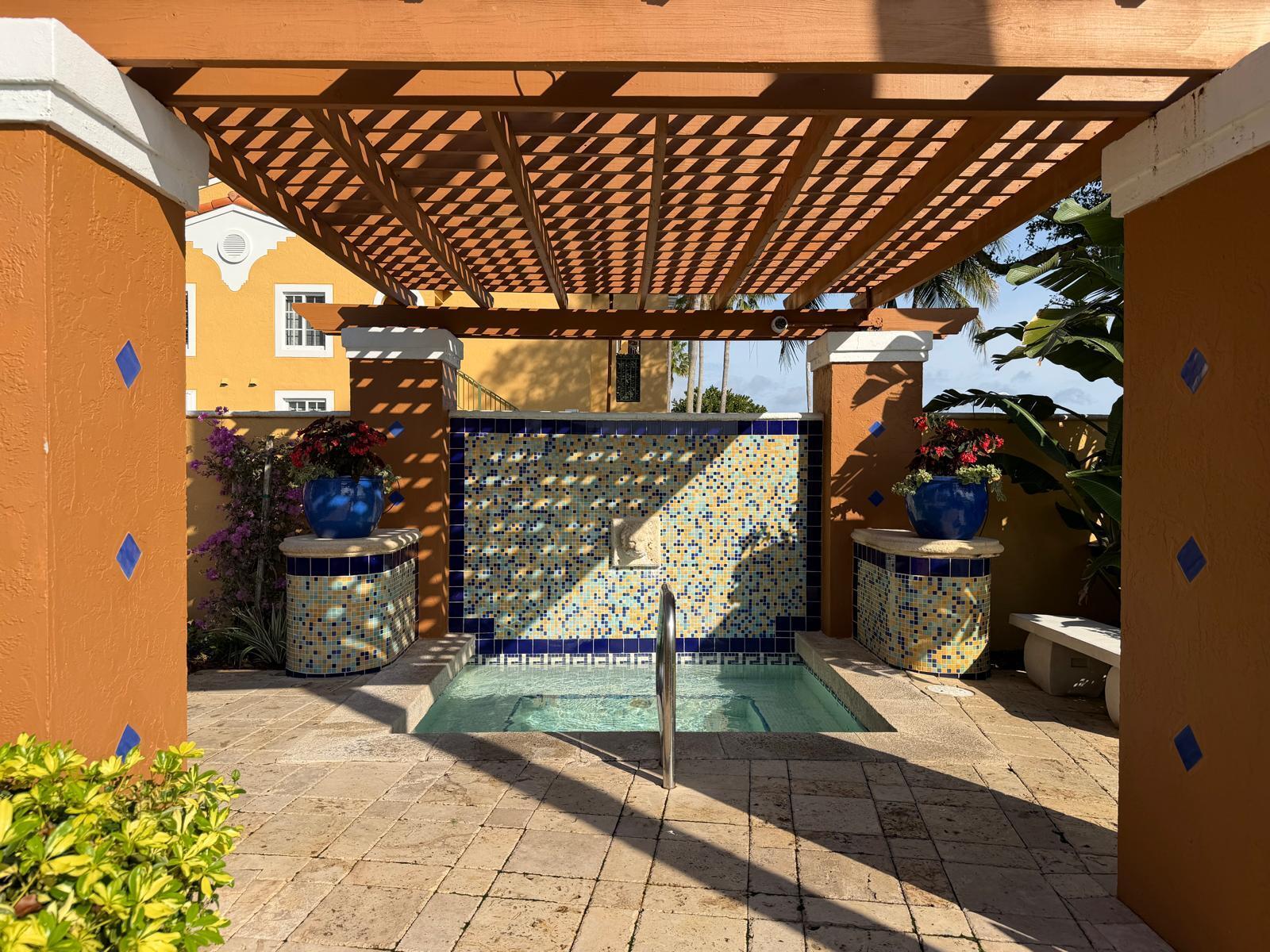 123 Yacht Club #111, Hypoluxo FL 33462