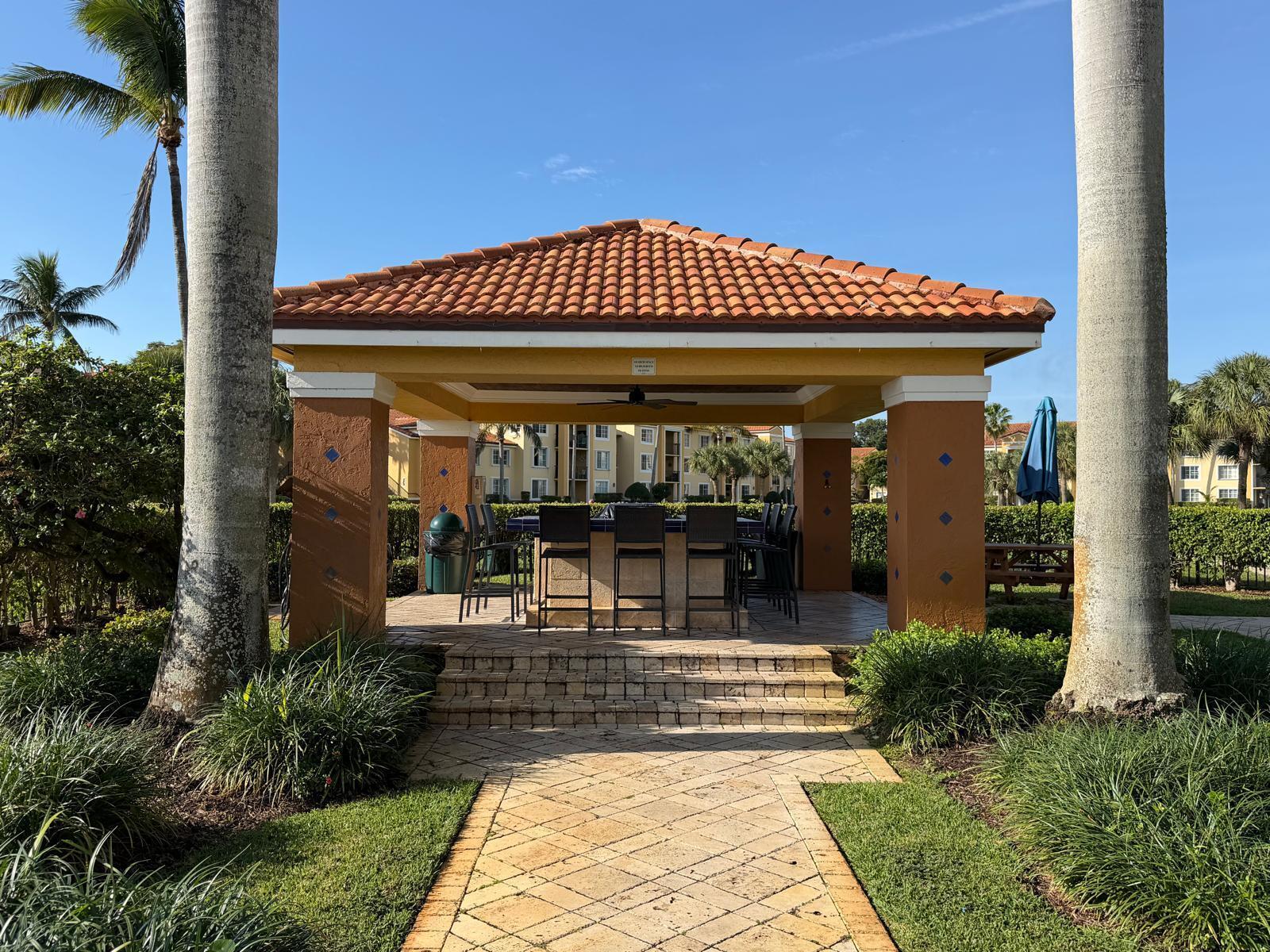 123 Yacht Club #111, Hypoluxo FL 33462