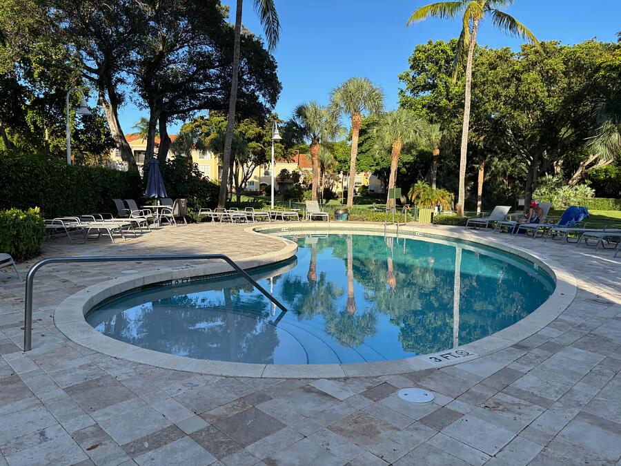 123 Yacht Club #111, Hypoluxo FL 33462