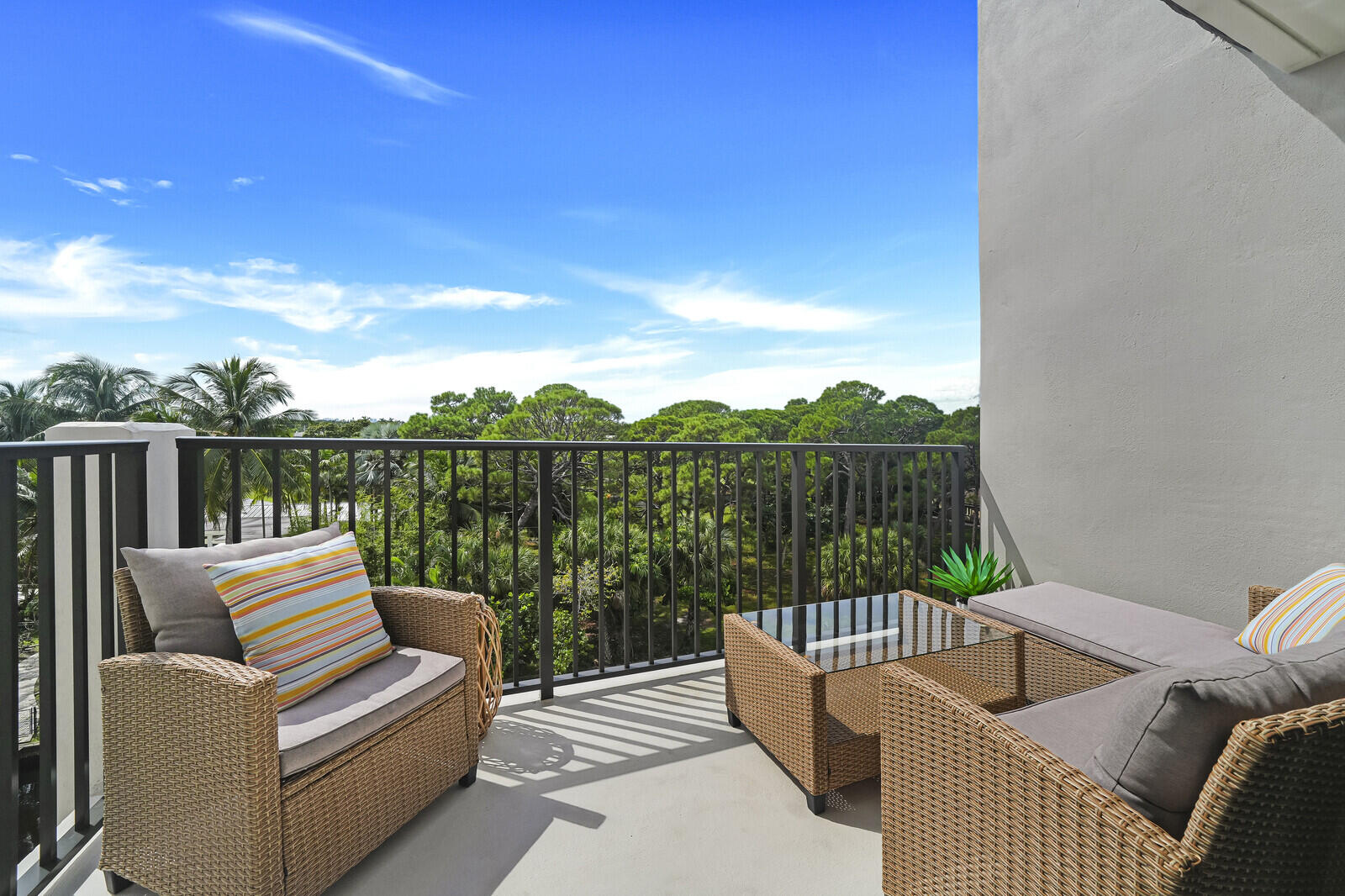 1000 River Reach #504, Fort Lauderdale FL 33315