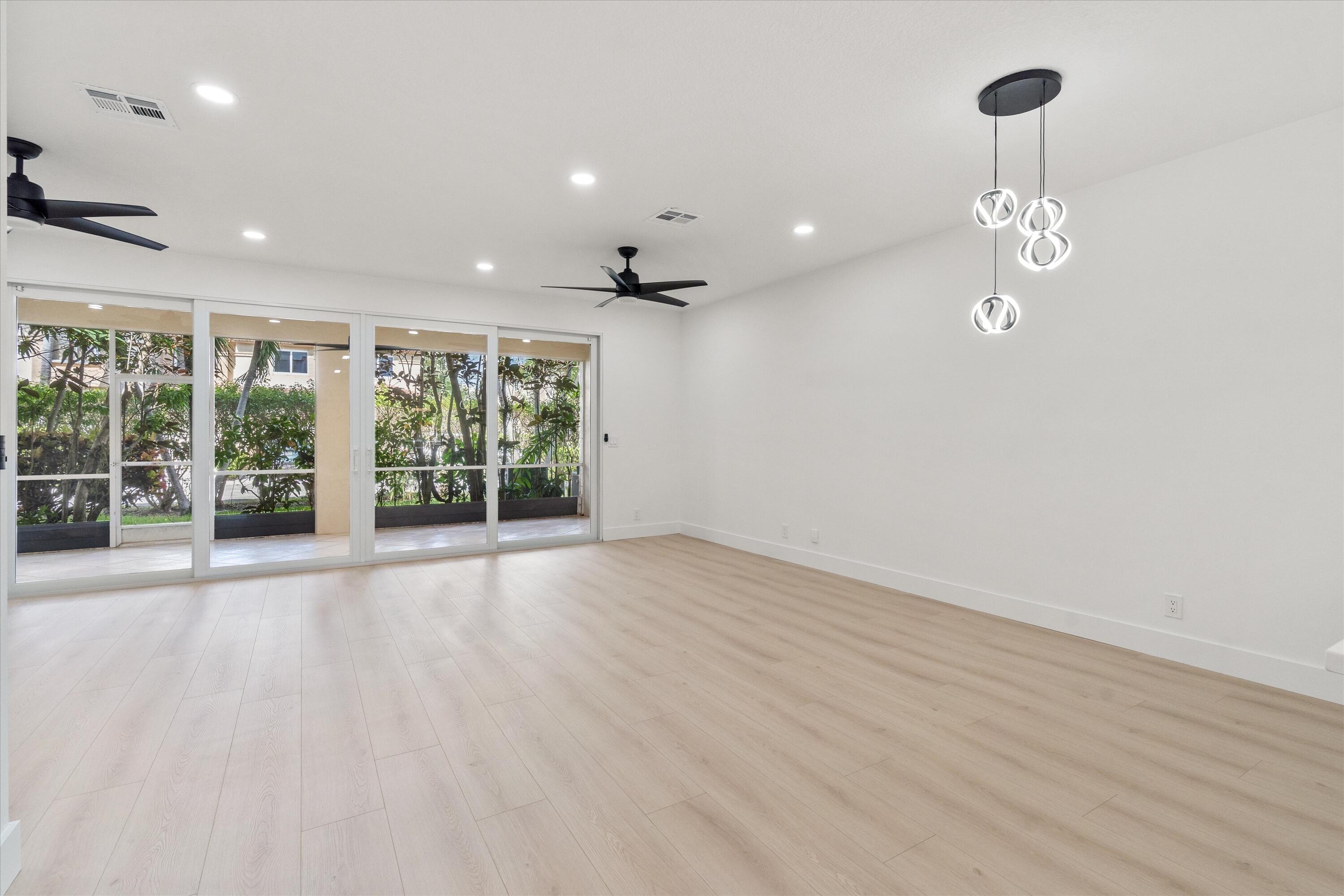 6809 VIA REGINA, Boca Raton FL 33433