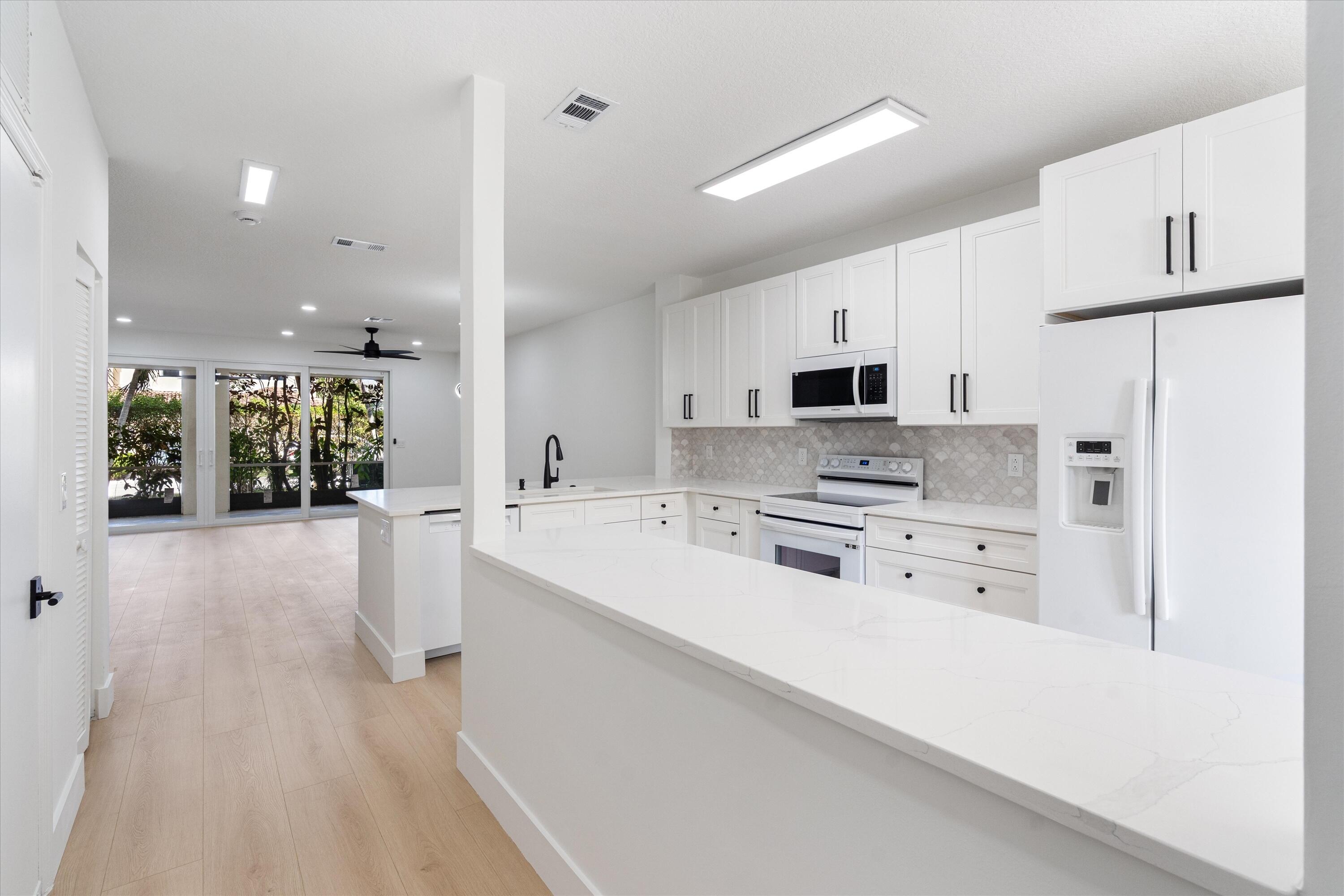 6809 VIA REGINA, Boca Raton FL 33433