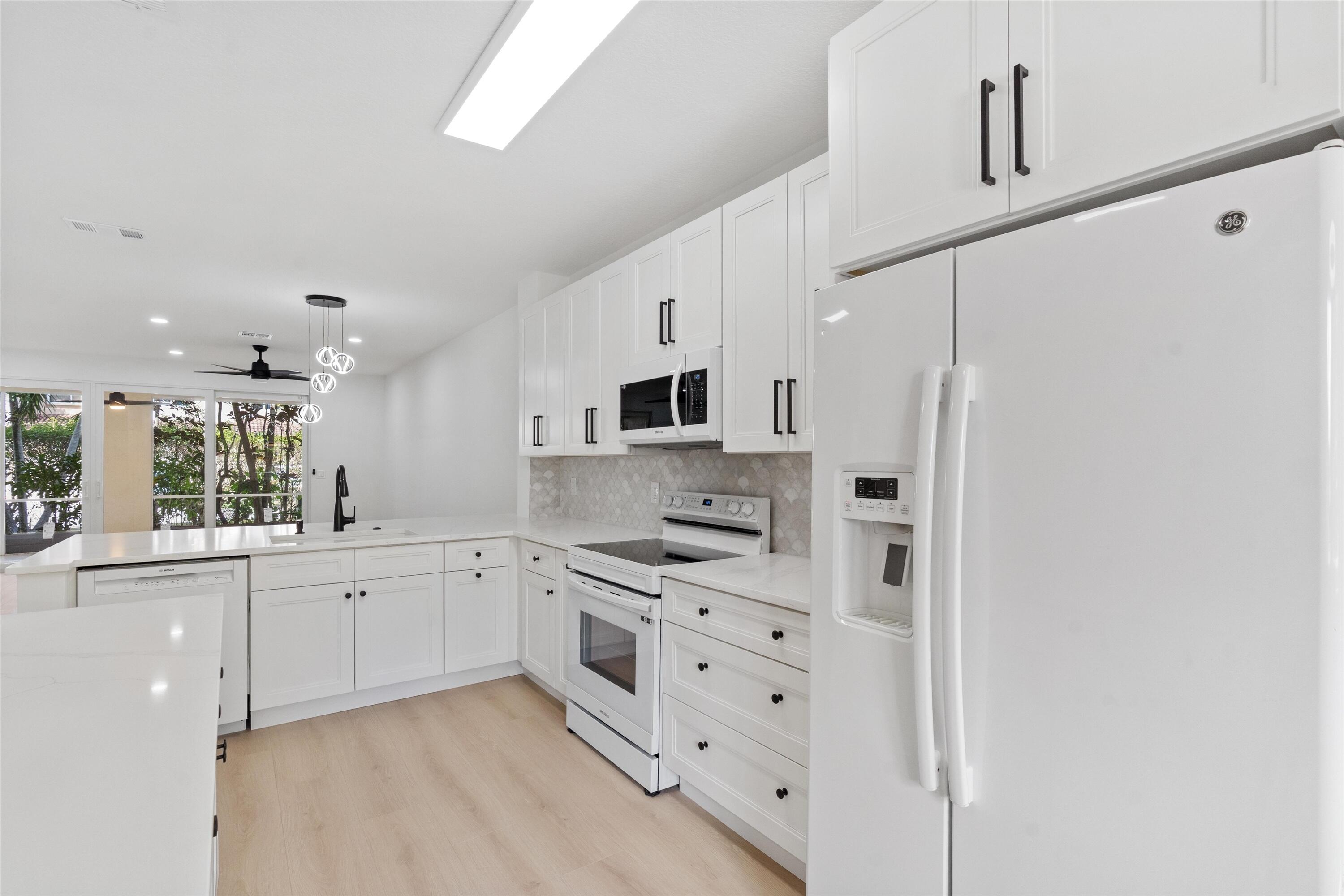 6809 VIA REGINA, Boca Raton FL 33433