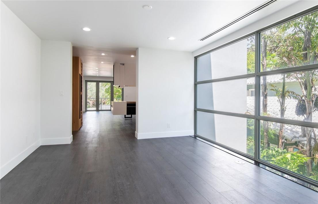 26 SE 10TH, Fort Lauderdale FL 33301