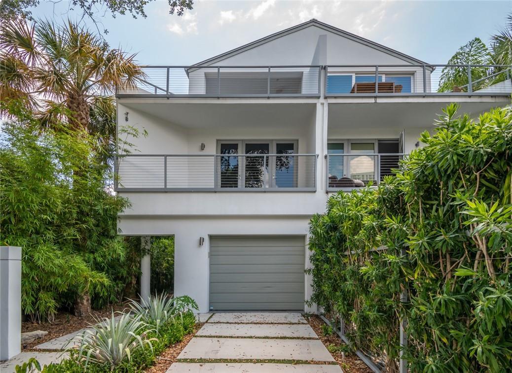 26 SE 10TH, Fort Lauderdale FL 33301