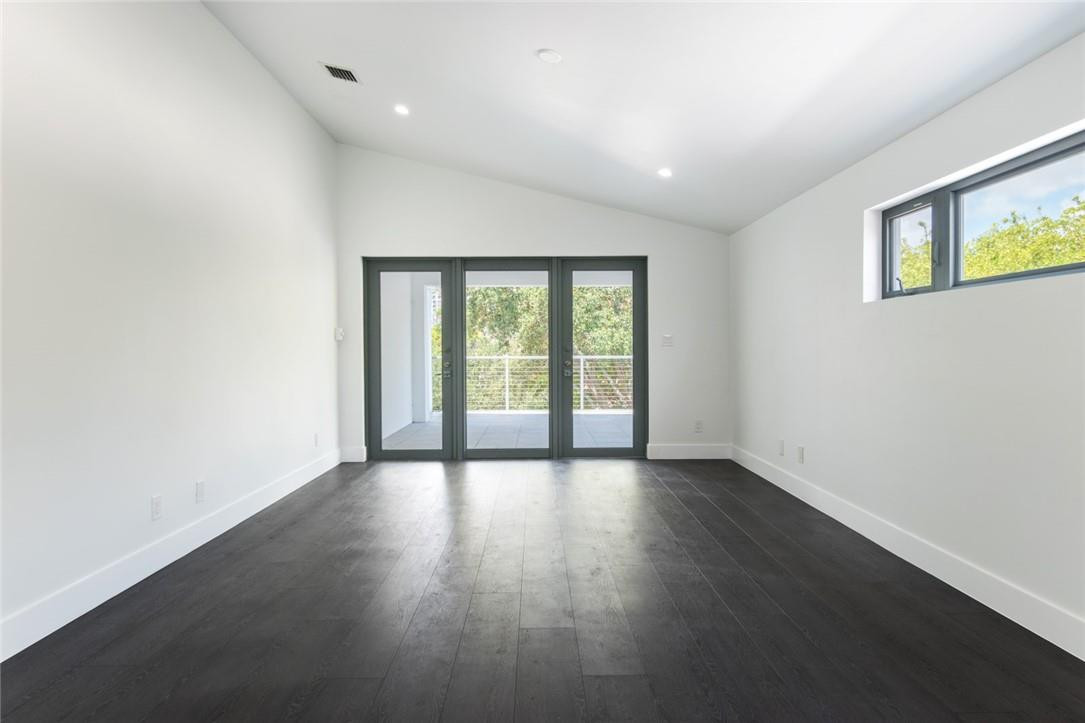 26 SE 10TH, Fort Lauderdale FL 33301