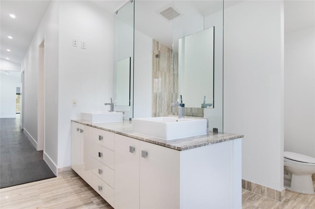 26 SE 10TH, Fort Lauderdale FL 33301