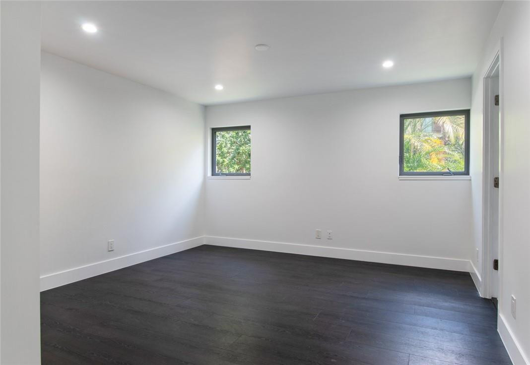 26 SE 10TH, Fort Lauderdale FL 33301