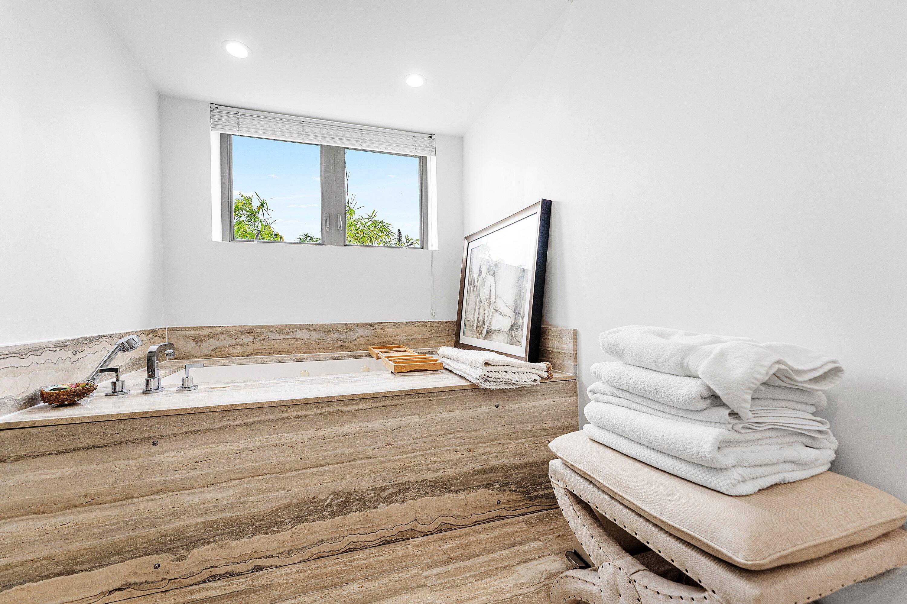 26 SE 10TH, Fort Lauderdale FL 33301