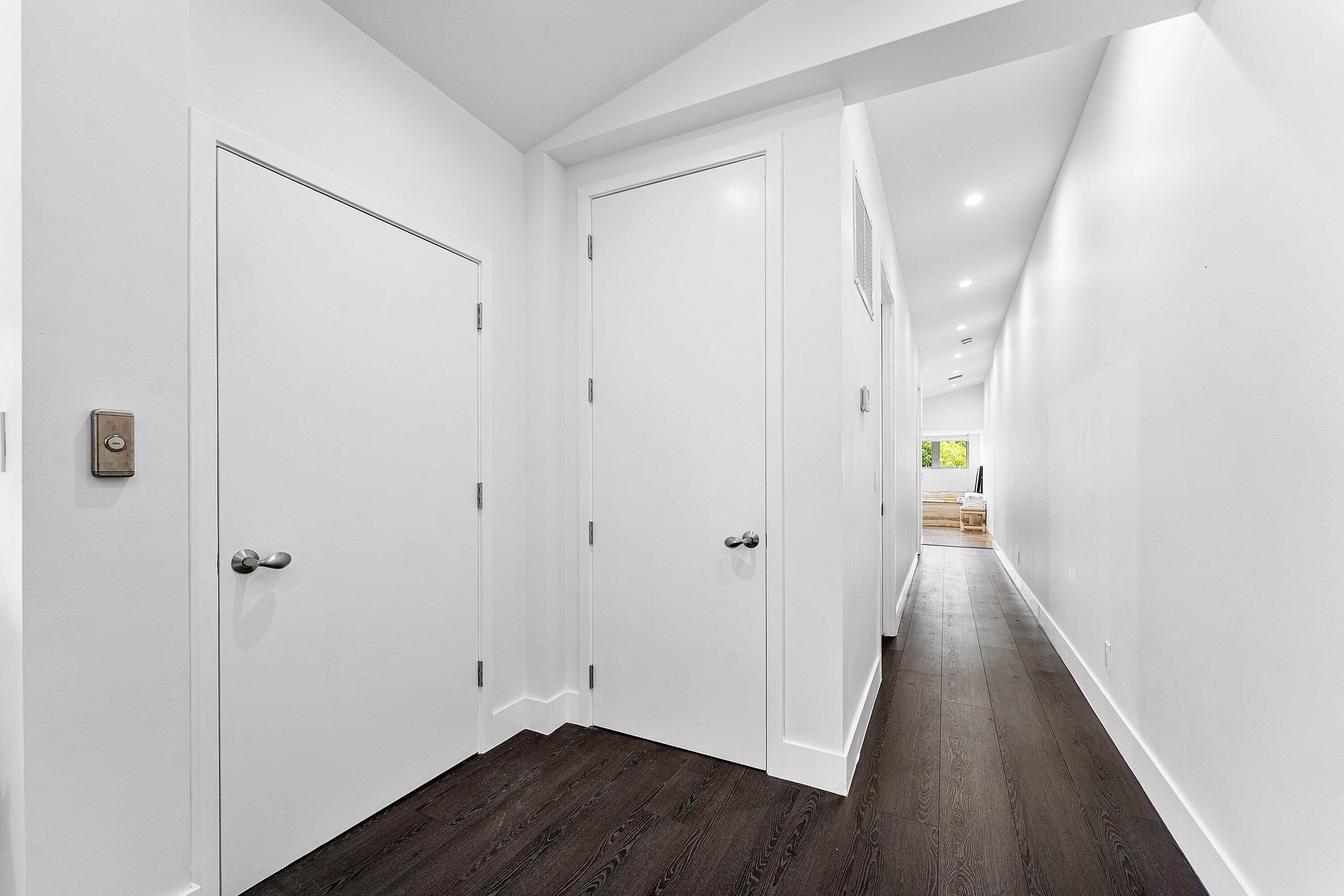 26 SE 10TH, Fort Lauderdale FL 33301