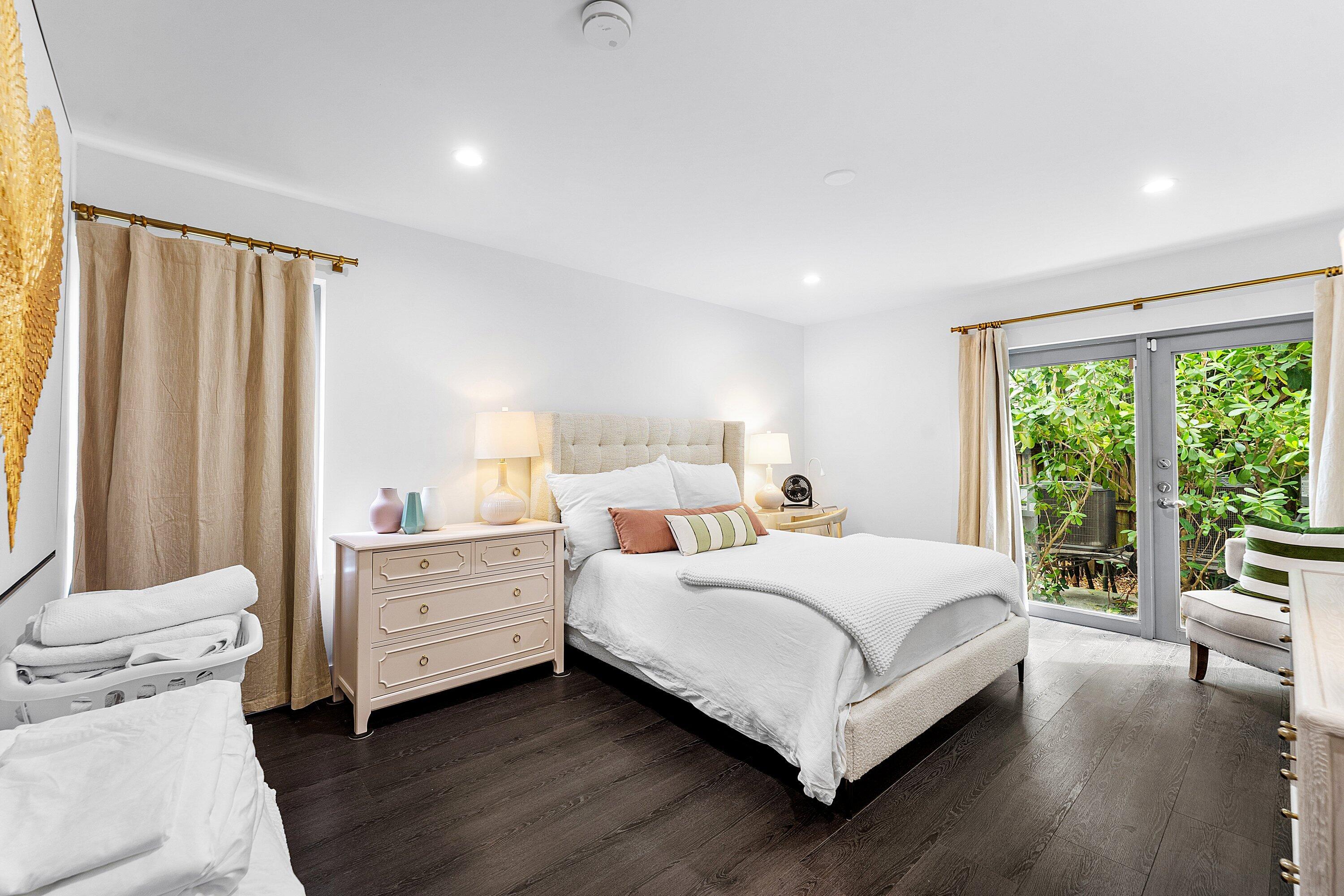26 SE 10TH, Fort Lauderdale FL 33301