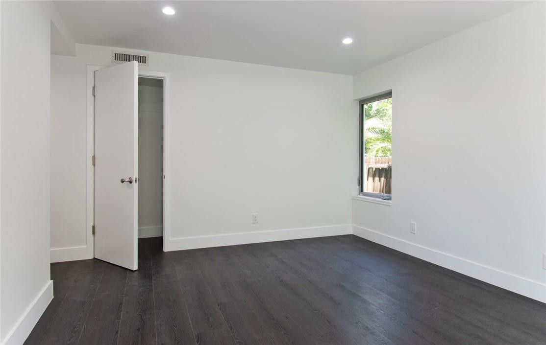 26 SE 10TH, Fort Lauderdale FL 33301
