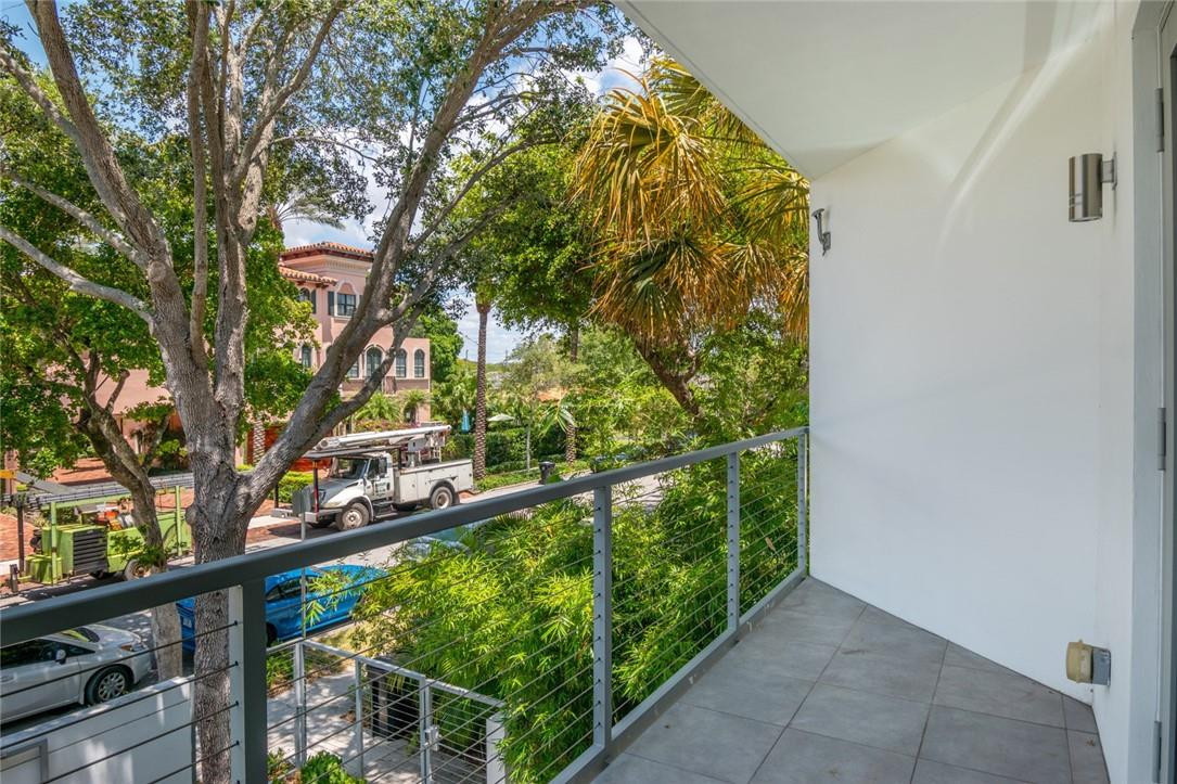 26 SE 10TH, Fort Lauderdale FL 33301