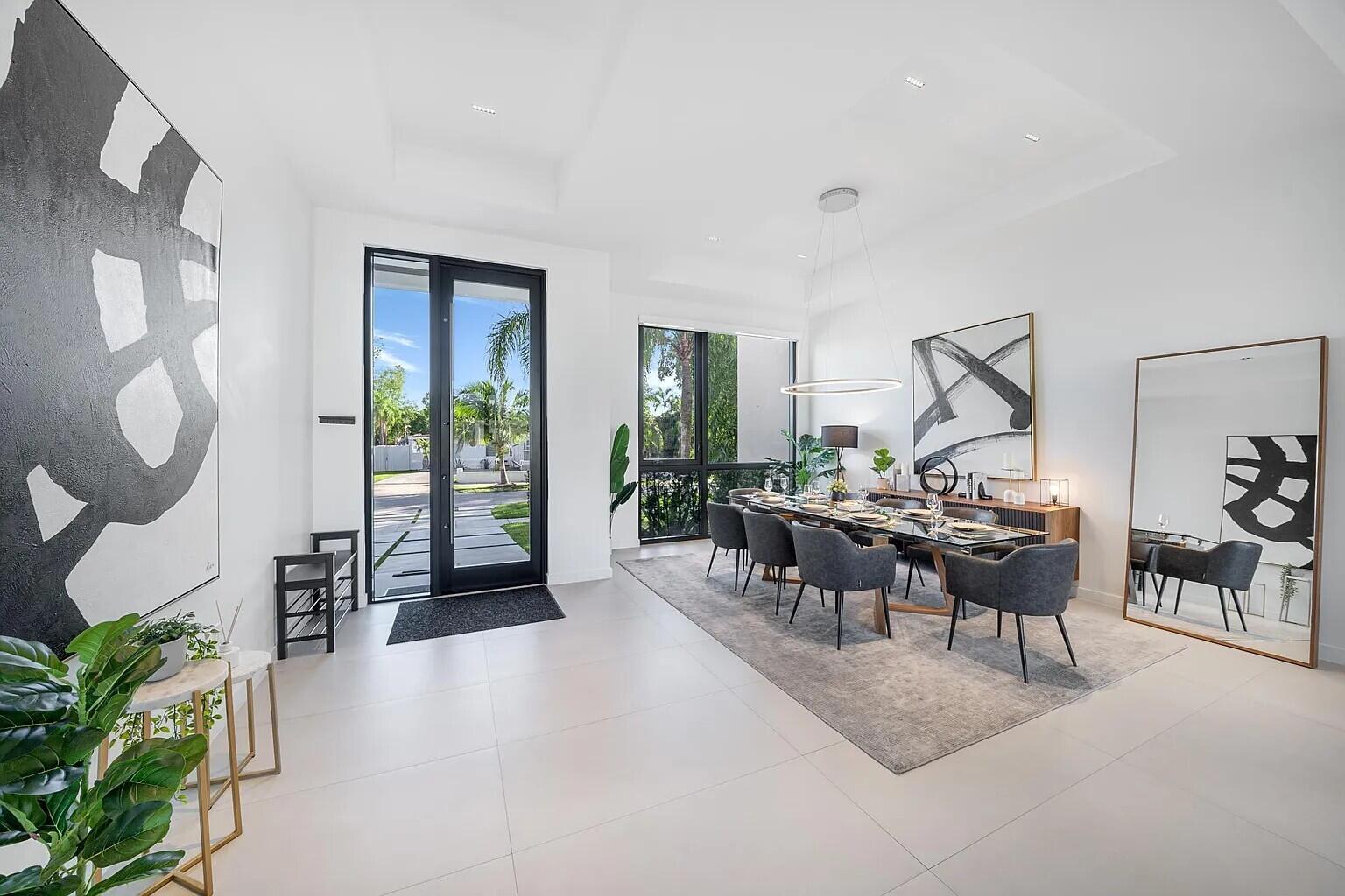 1905 N Hibiscus, North Miami FL 33181