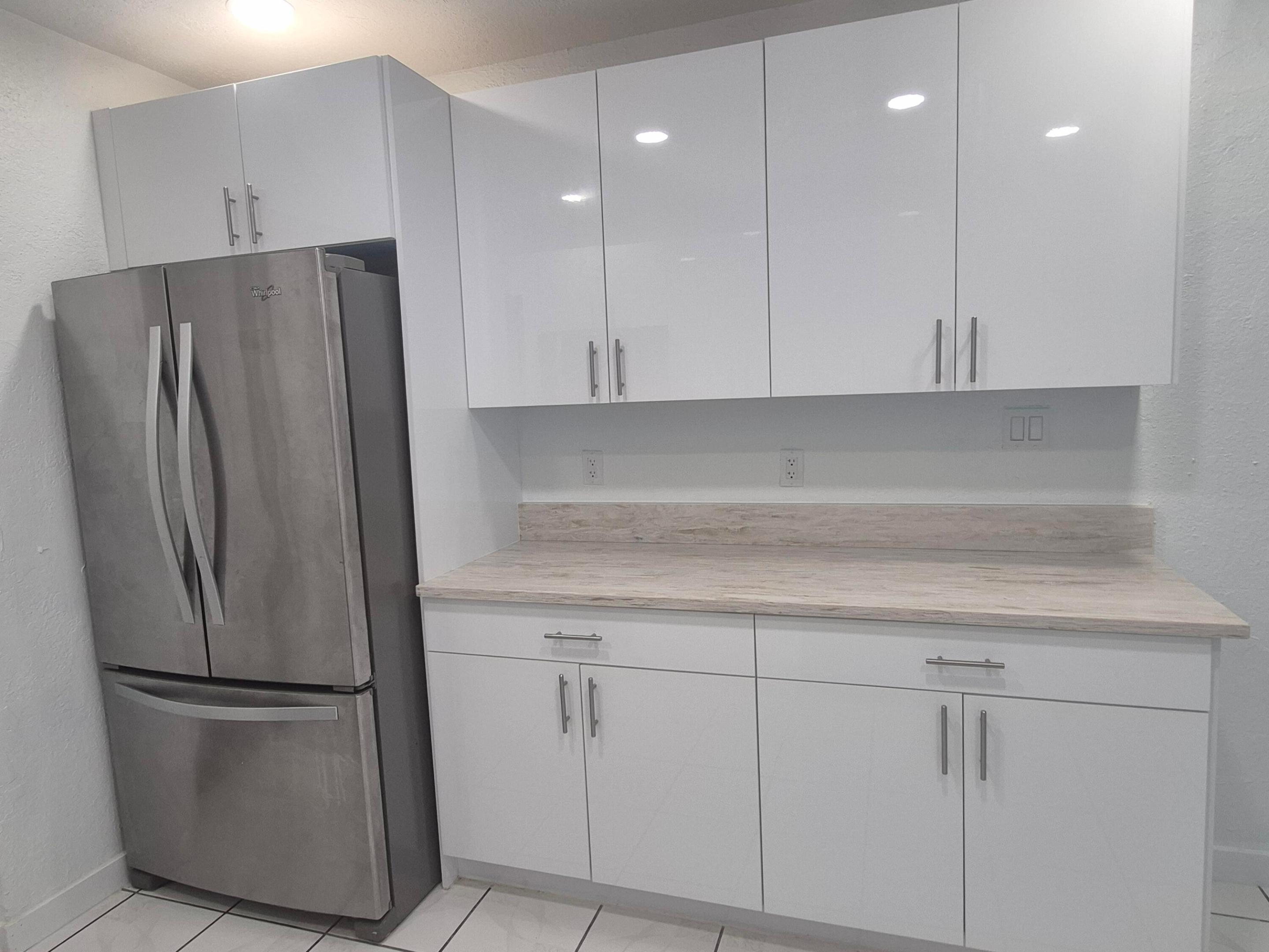 432 FOREST HILL, West Palm Beach FL 33405