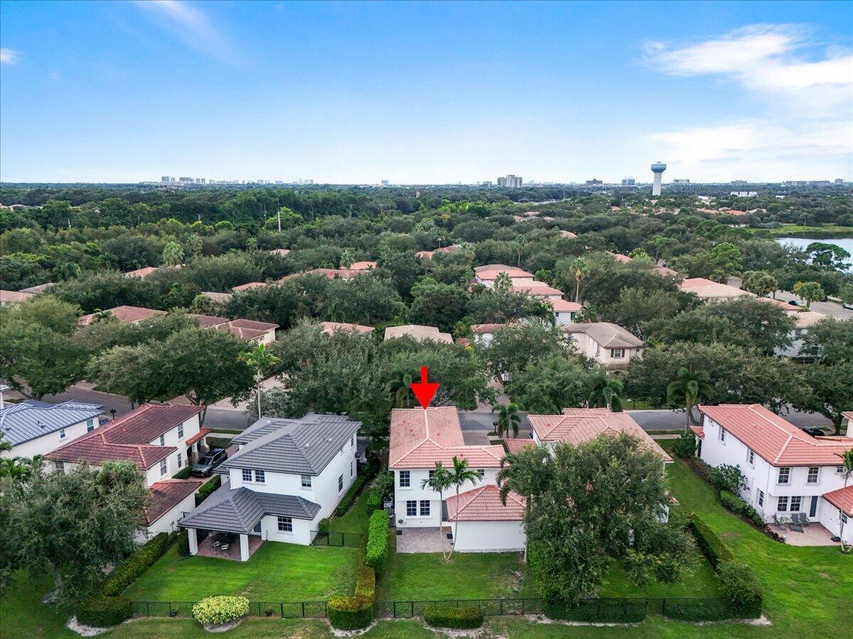 651 Castle, Palm Beach Gardens FL 33410