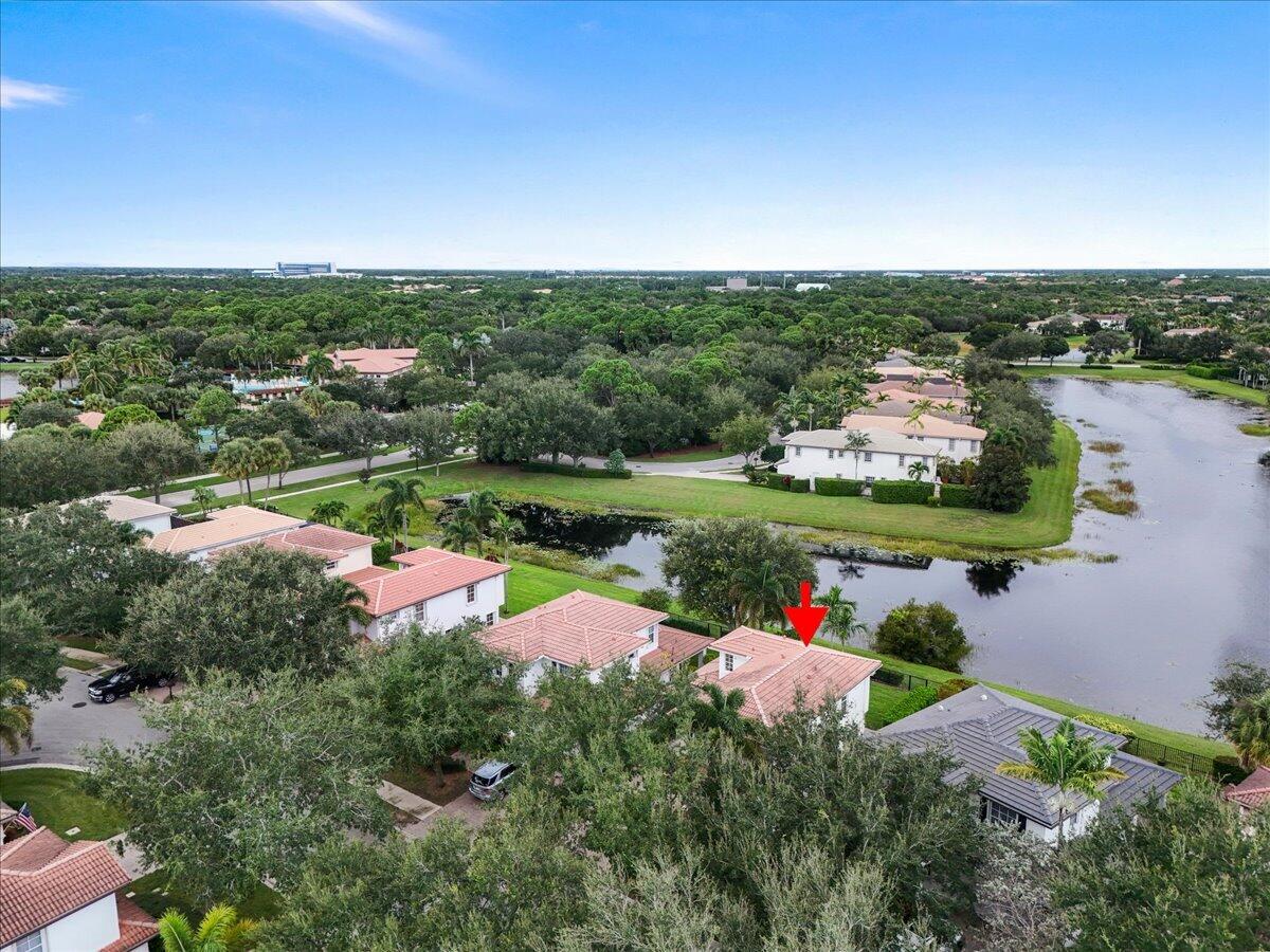 651 Castle, Palm Beach Gardens FL 33410