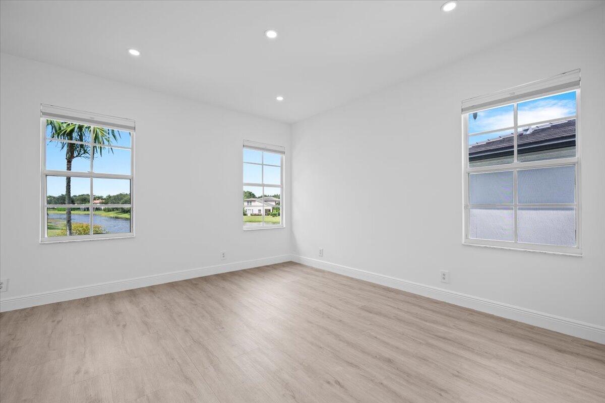 651 Castle, Palm Beach Gardens FL 33410