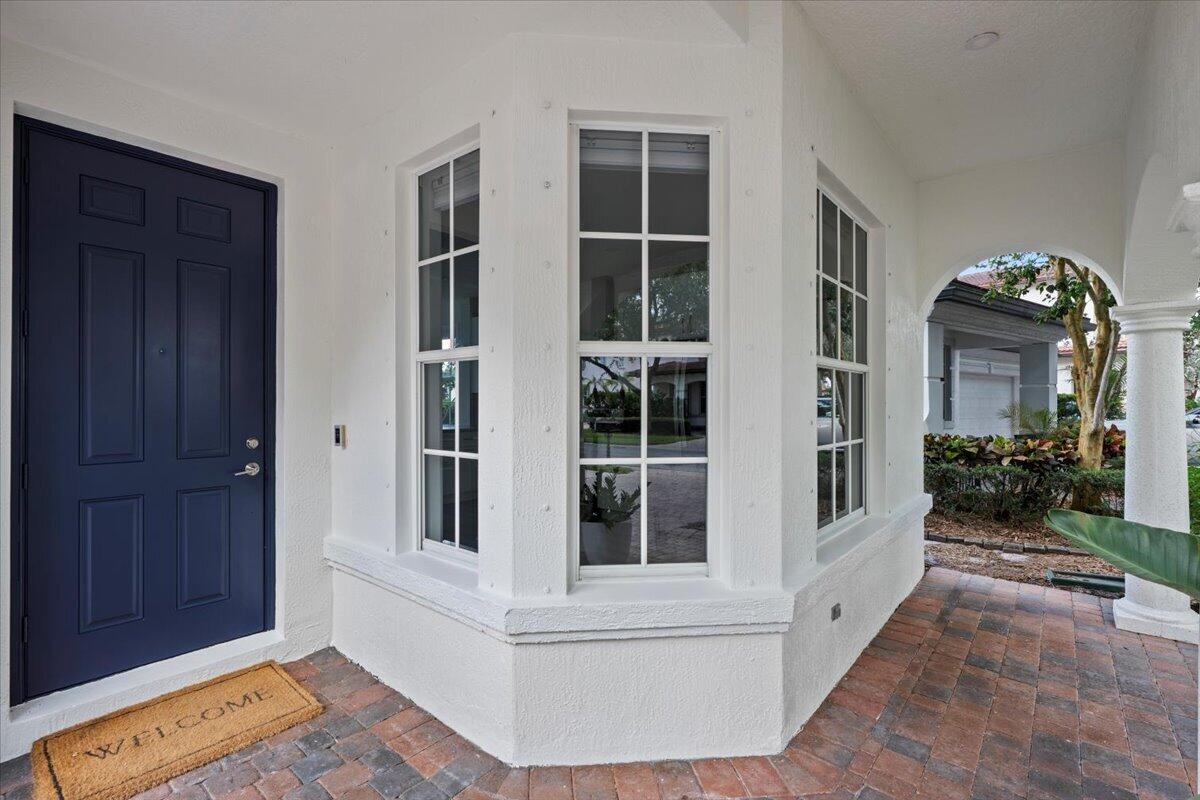 651 Castle, Palm Beach Gardens FL 33410