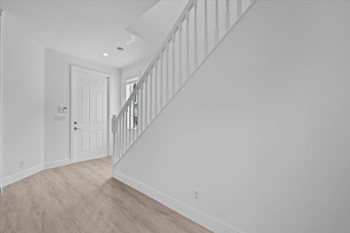651 Castle, Palm Beach Gardens FL 33410