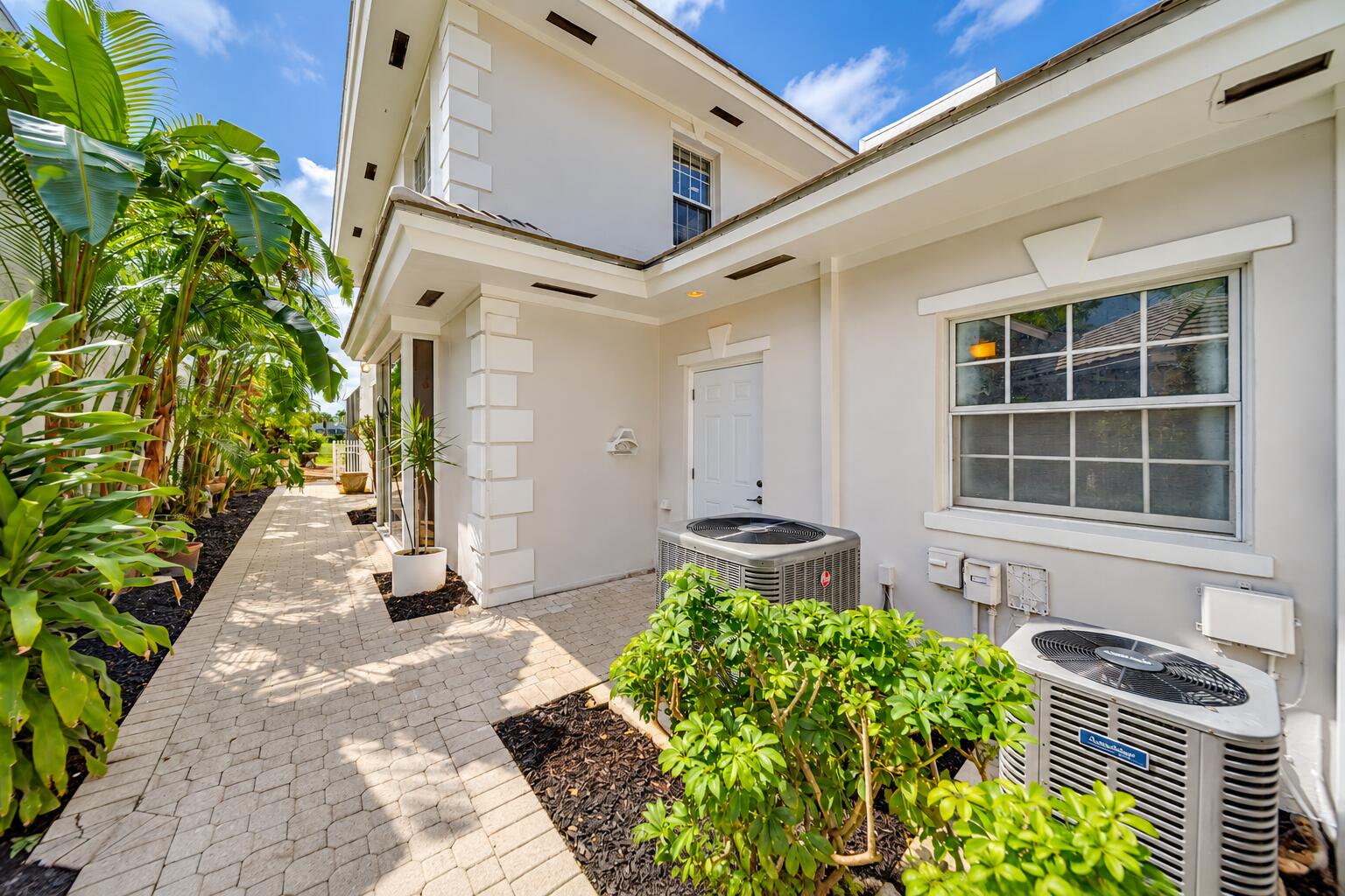 7756 Travelers Tree, Boca Raton FL 33433
