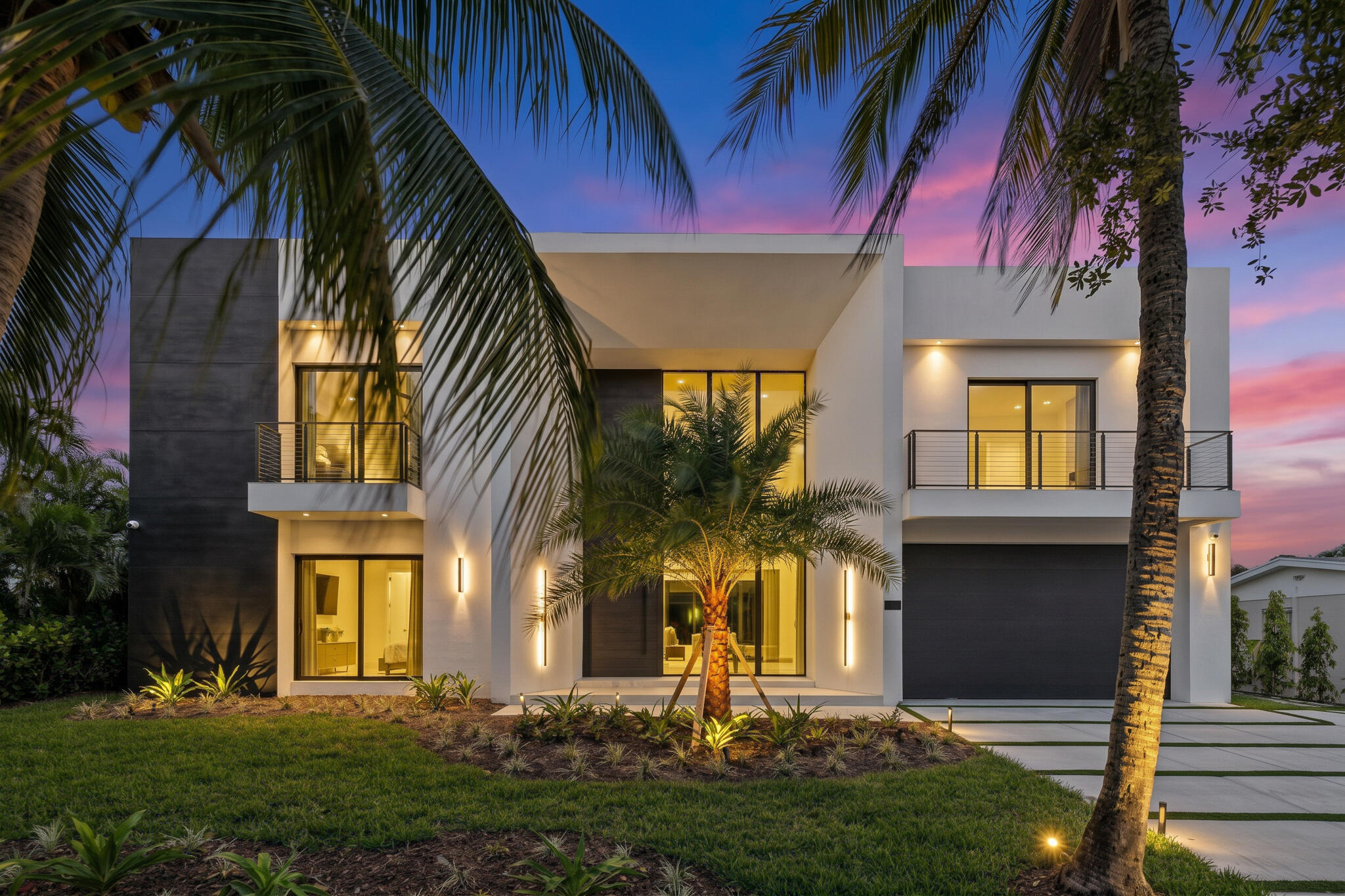 4730 NE 22ND, Lighthouse Point FL 33064