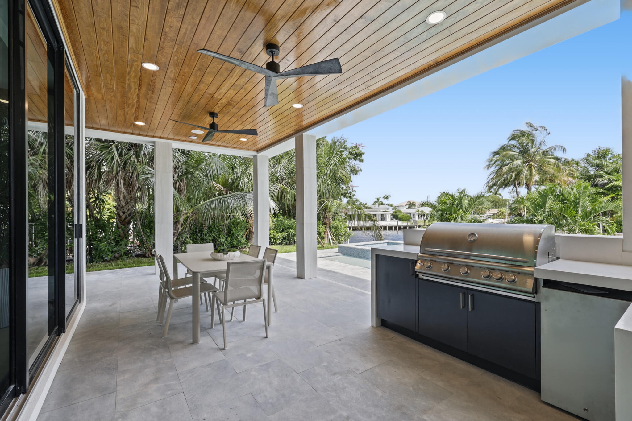 4730 NE 22ND, Lighthouse Point FL 33064
