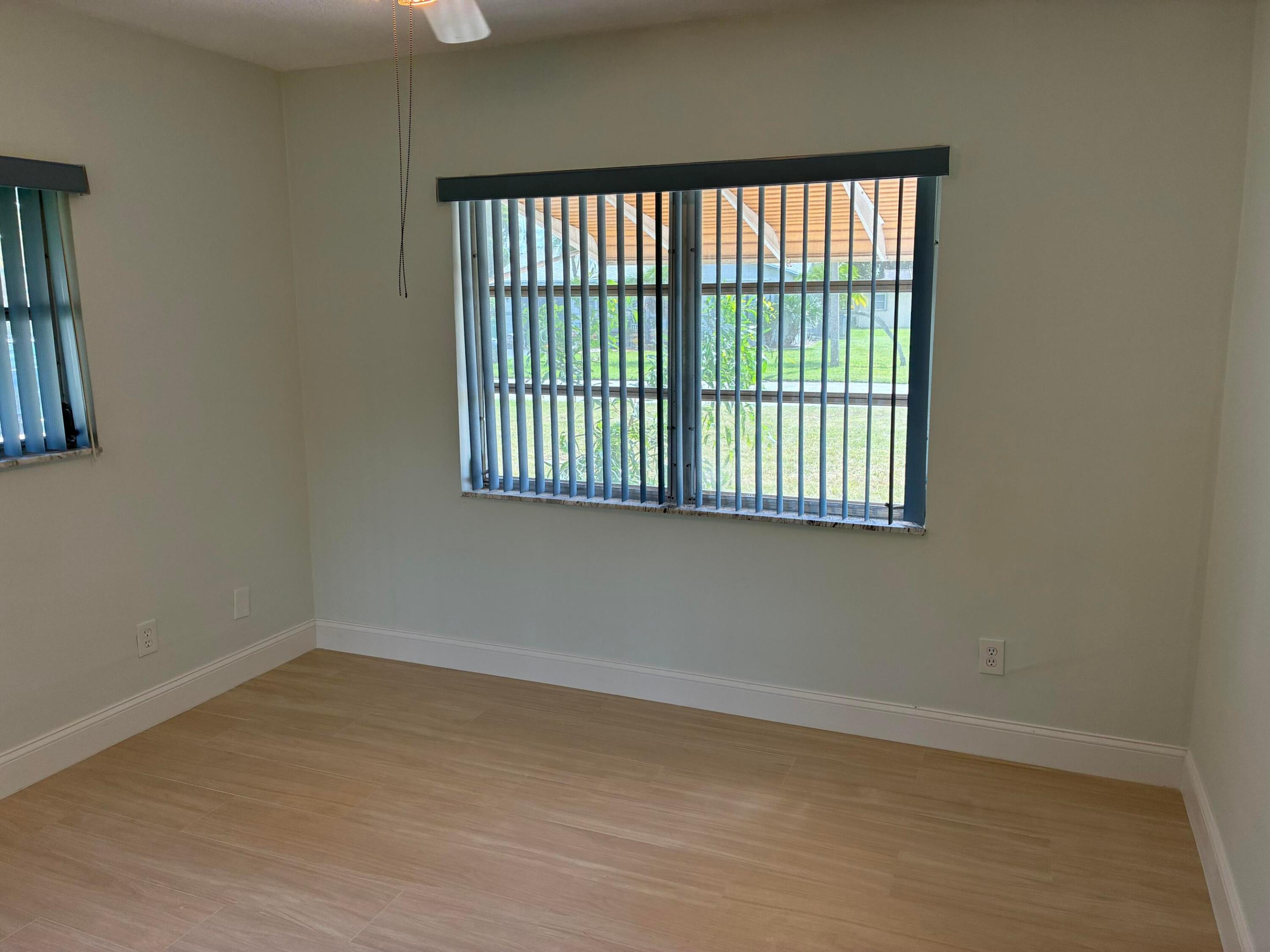 9505 NW 73RD, Tamarac FL 33321