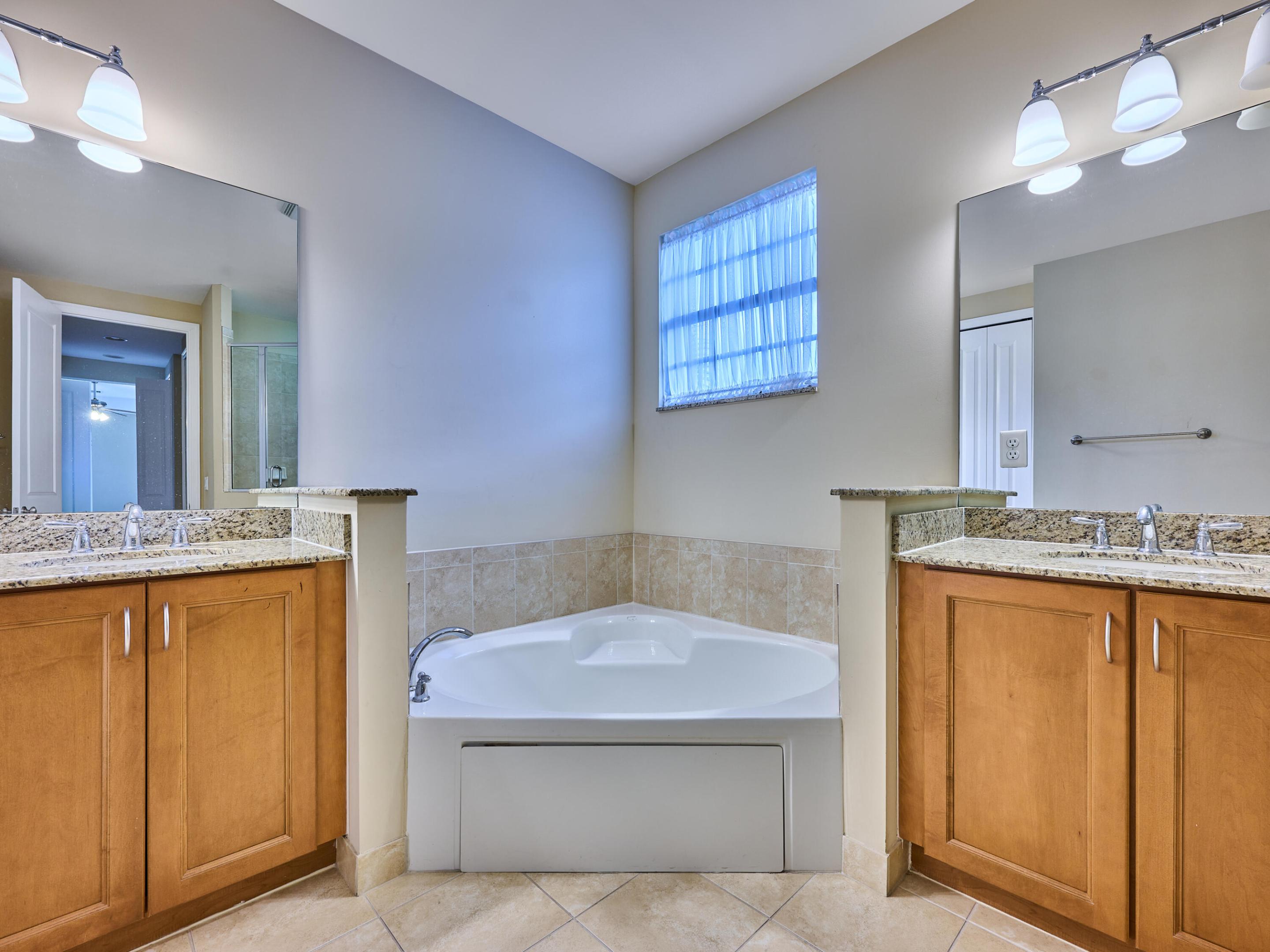 7593 NW 113th, Parkland FL 33076