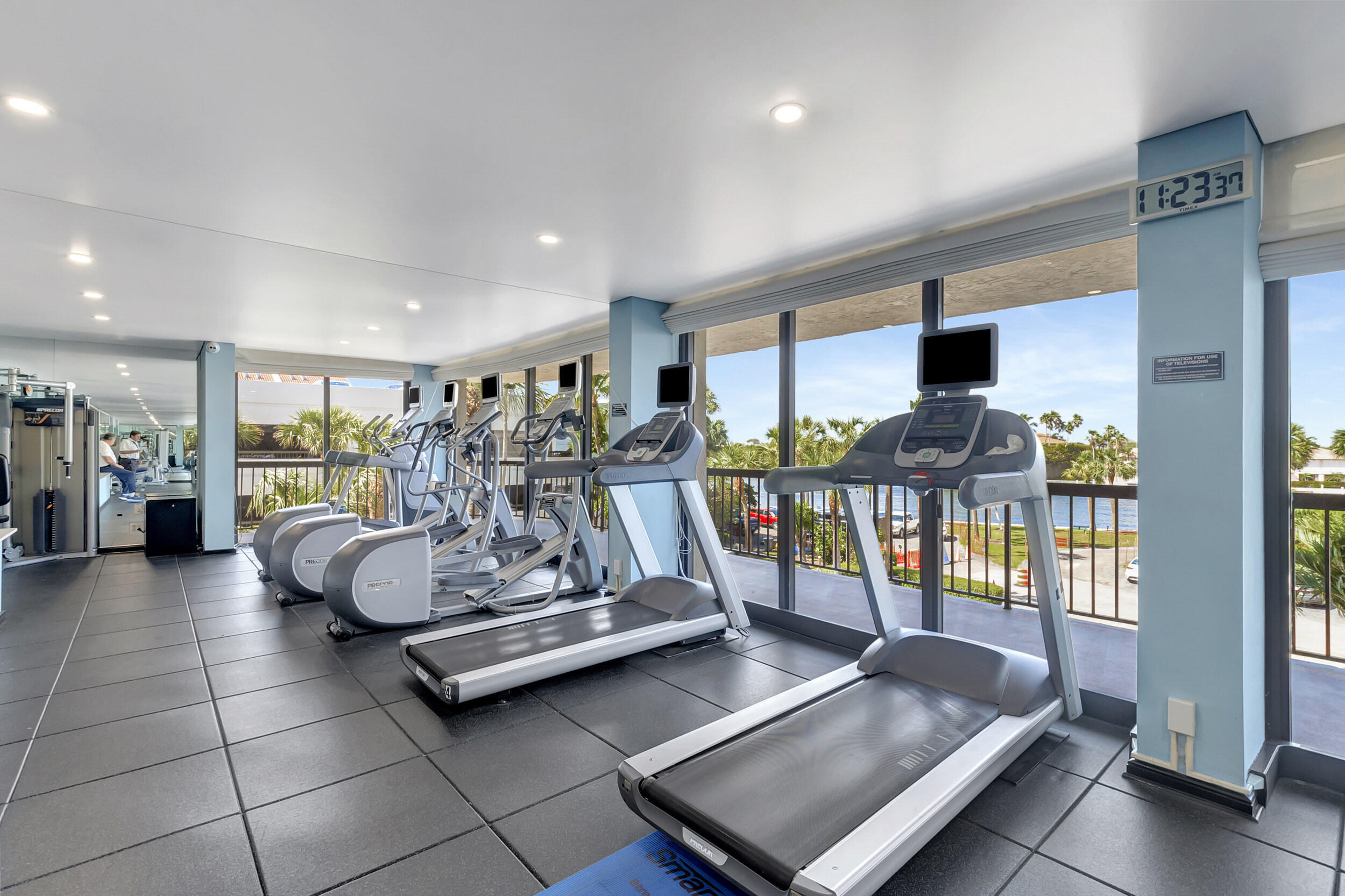 4740 S Ocean #1415, Highland Beach FL 33487